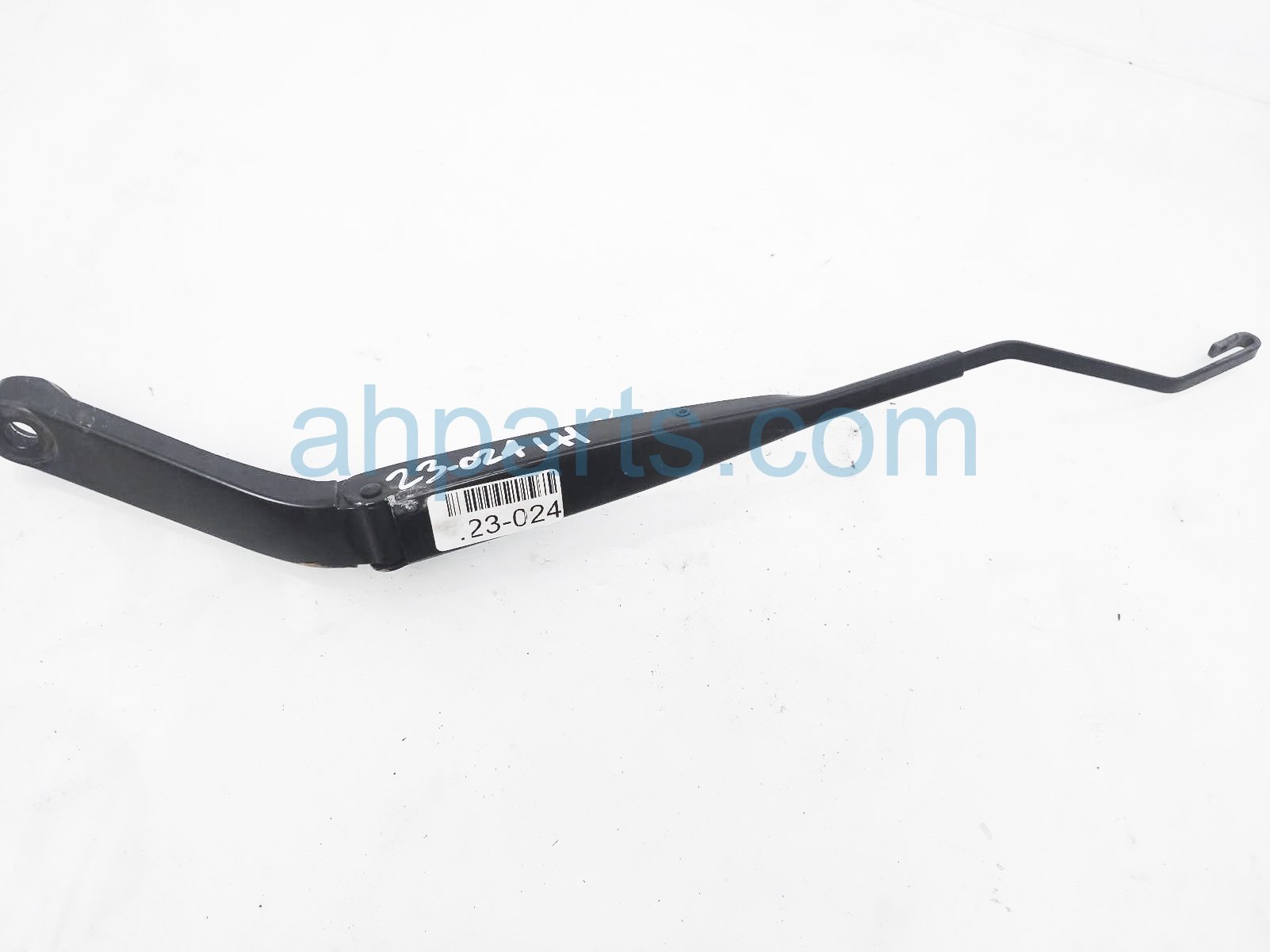 $15 Honda LH WINDSHIELD WIPER ARM $15 Honda LH WINDSHIELD WIPER ARM
