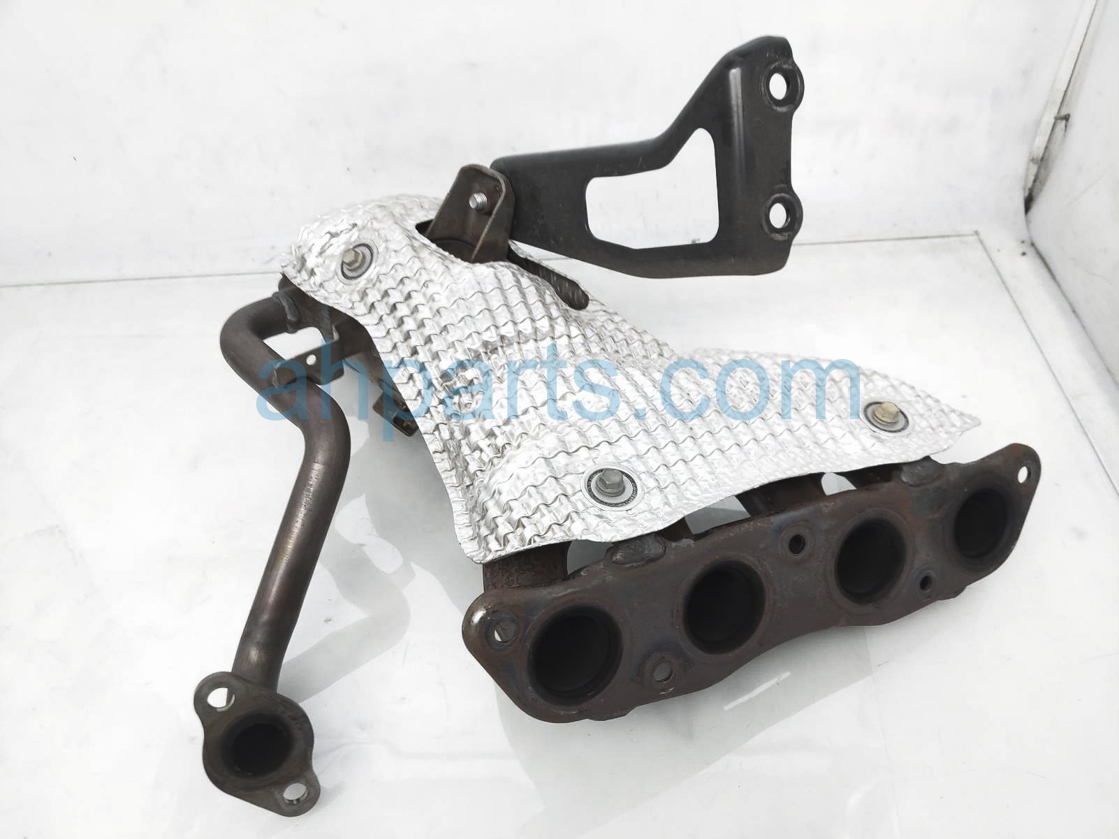 $150 Toyota EXHAUST MANIFOLD $150 Toyota EXHAUST MANIFOLD