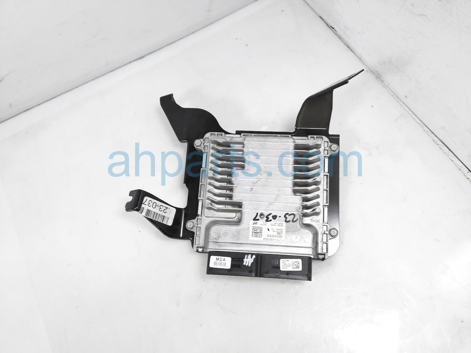 $125 Kia ENGINE COMPUTER UNIT - AT $125 Kia ENGINE COMPUTER UNIT - AT