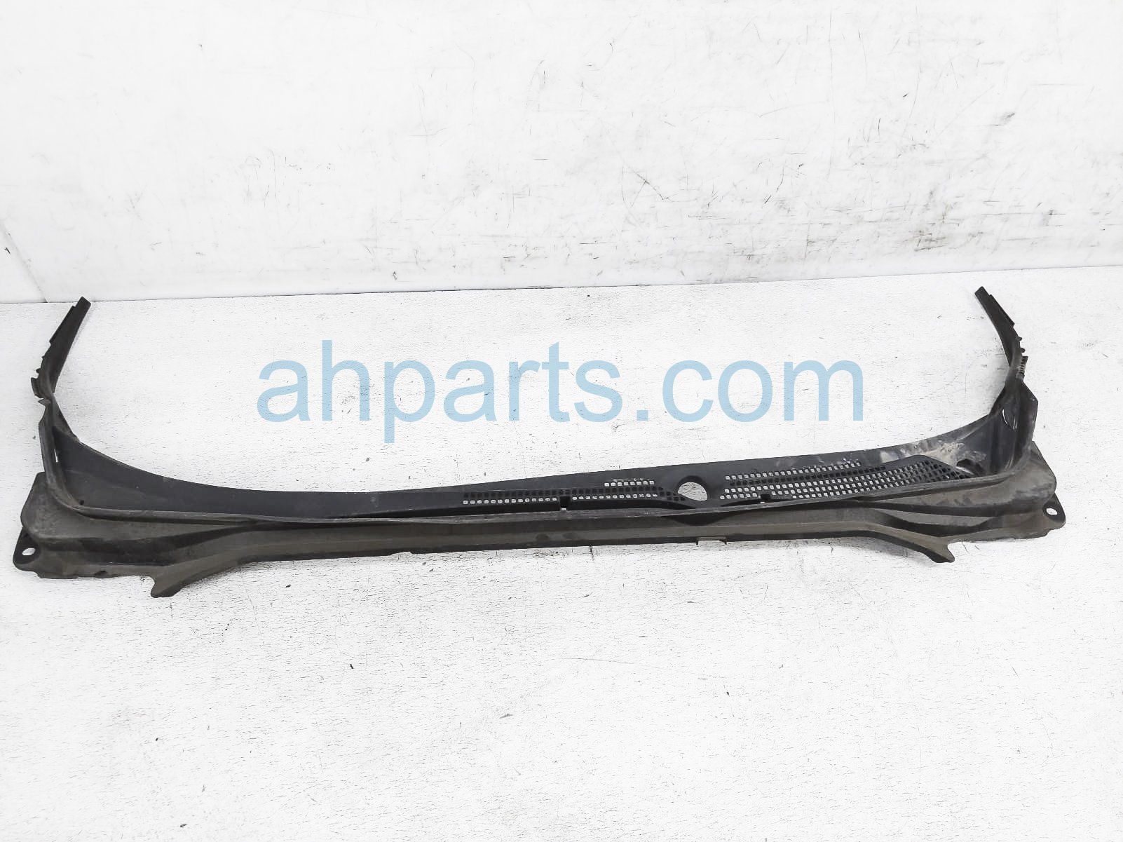 $45 Honda WINDSHIELD COWL ASSY $45 Honda WINDSHIELD COWL ASSY