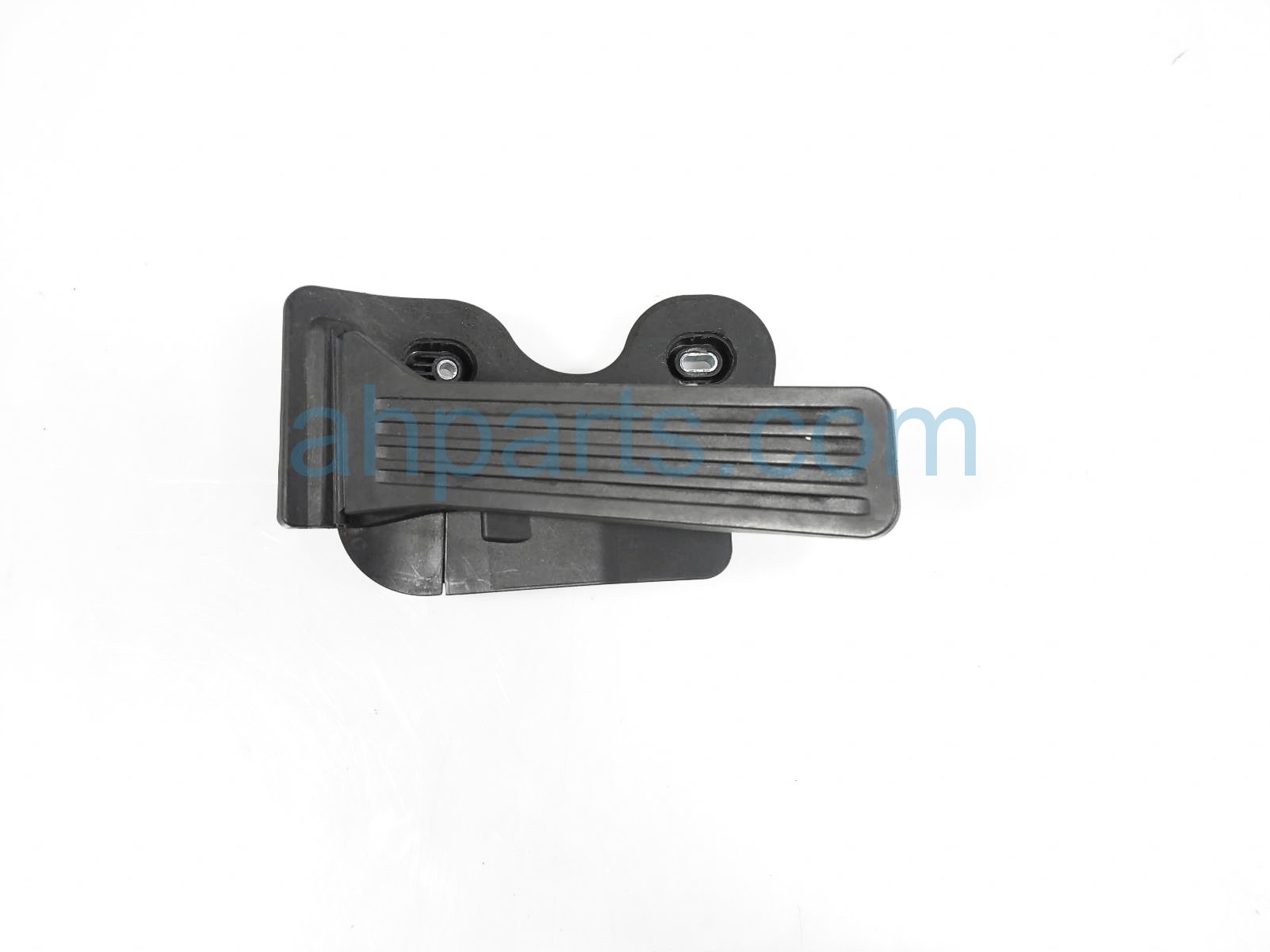$30 Mazda GAS / ACCELERATOR PEDAL ASSY $30 Mazda GAS / ACCELERATOR PEDAL ASSY