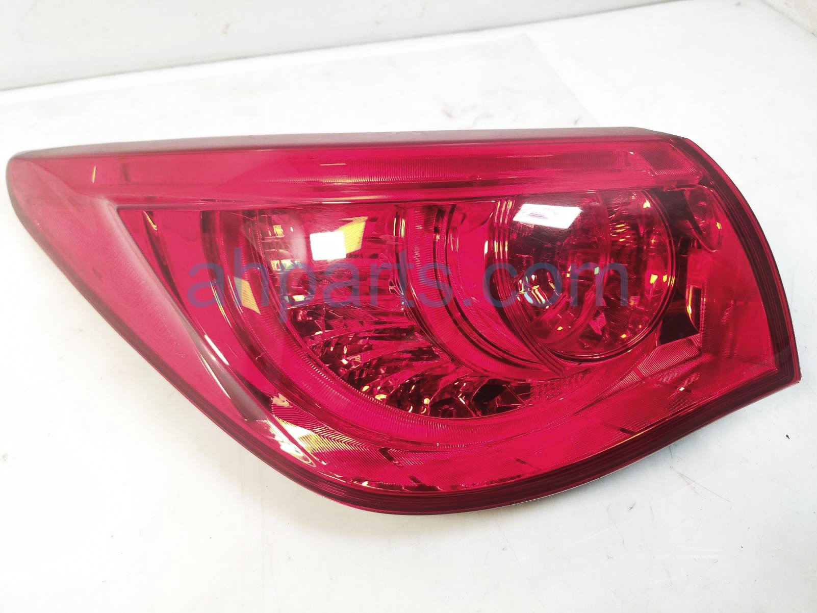 $125 Infiniti LH TAIL LAMP (ON BODY) $125 Infiniti LH TAIL LAMP (ON BODY)