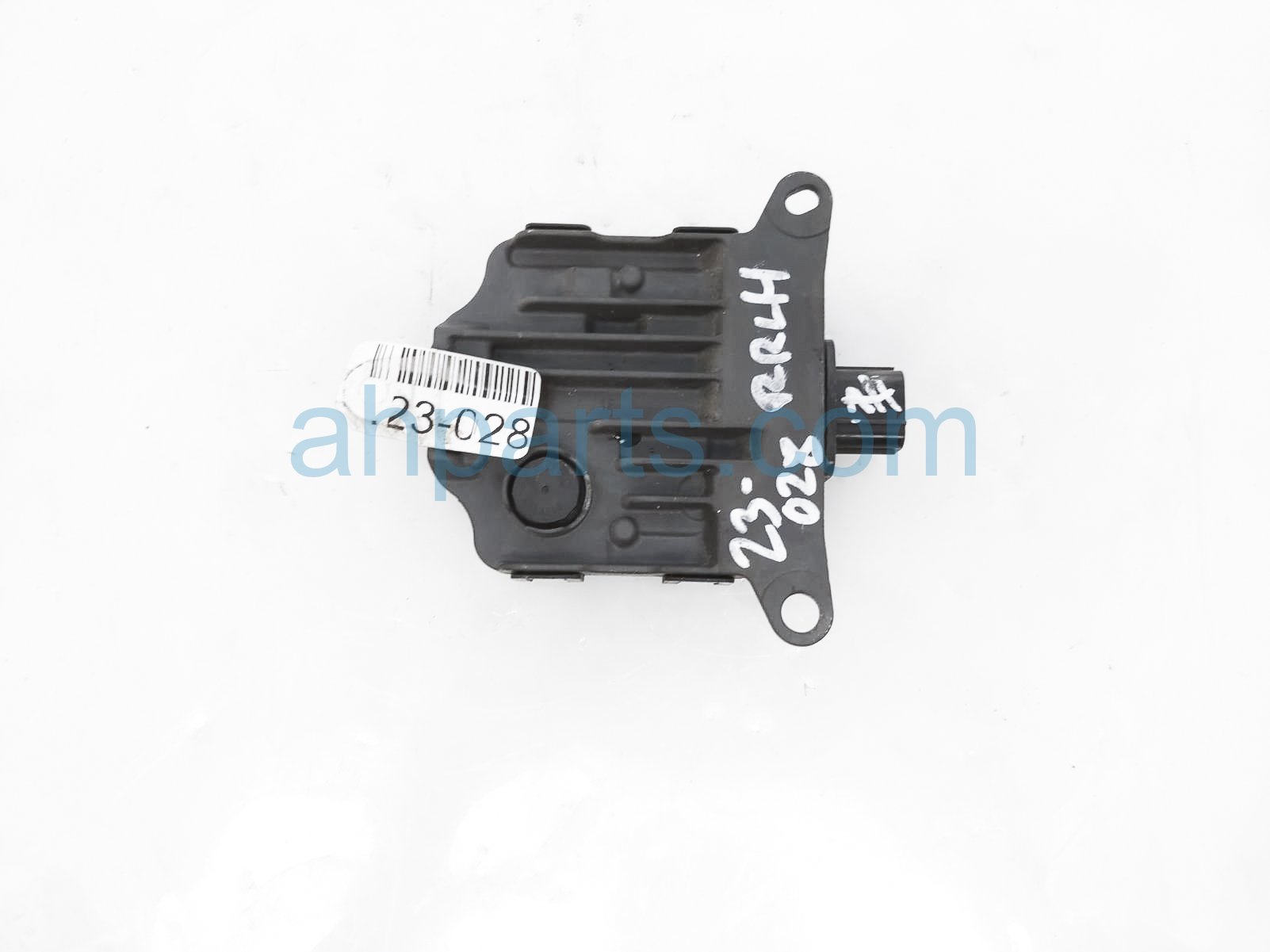 $75 Toyota RR/LH BLIND SPOT RADAR UNIT $75 Toyota RR/LH BLIND SPOT RADAR UNIT