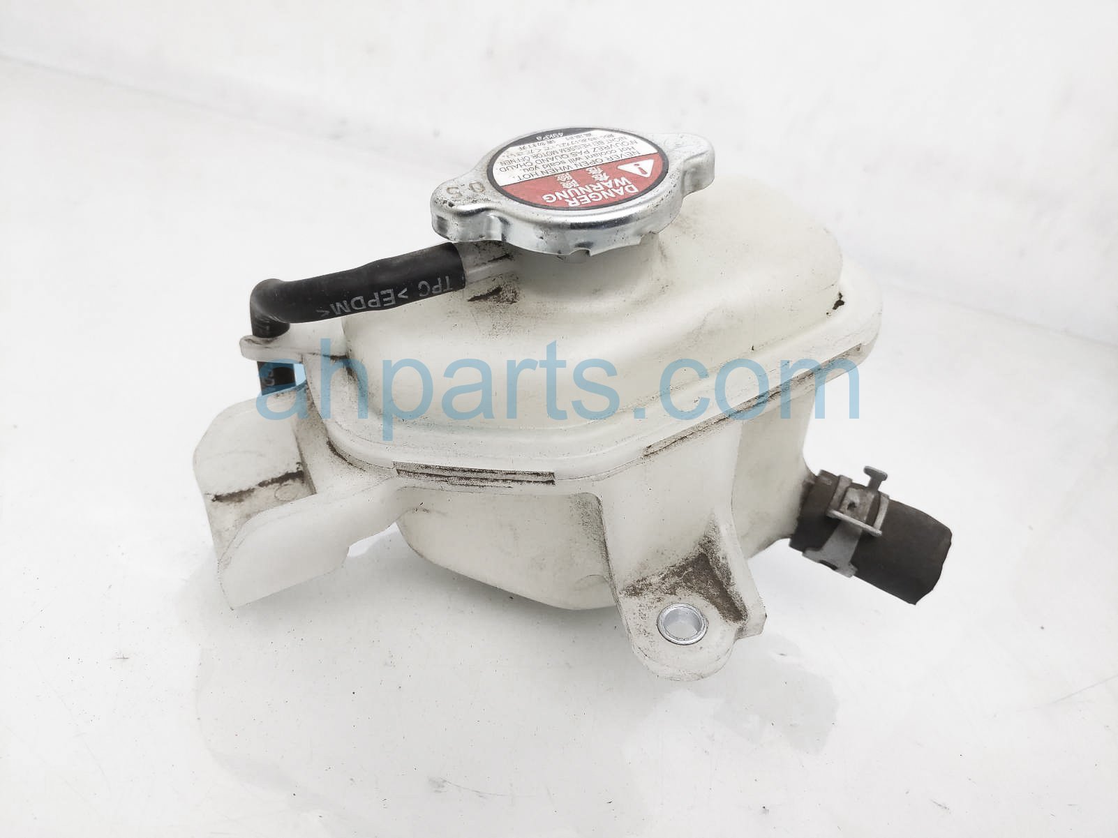 $20 Honda WATER PUMP RESERVOIR TANK $20 Honda WATER PUMP RESERVOIR TANK
