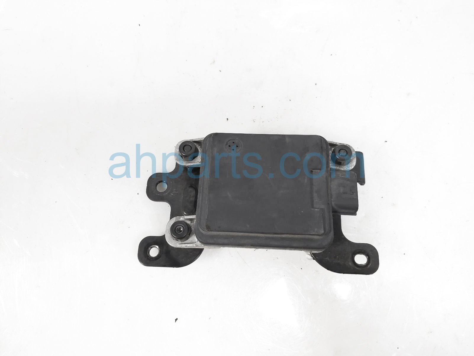 $200 Kia FRONT DISTANCE RADAR UNIT $200 Kia FRONT DISTANCE RADAR UNIT