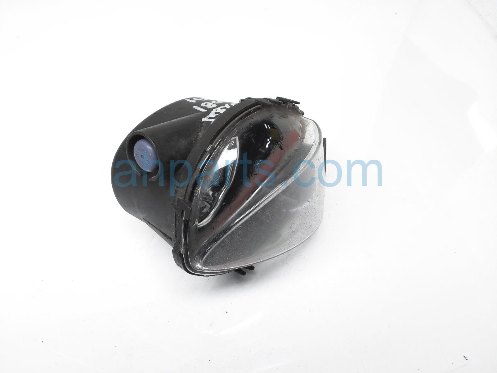 $40 BMW RH FOG LAMP / LIGHT - NOTES $40 BMW RH FOG LAMP / LIGHT - NOTES