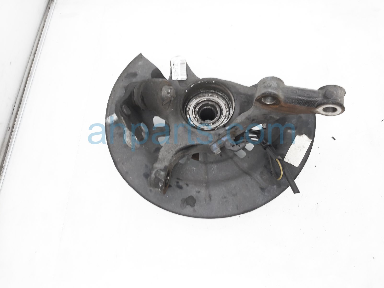 $145 Toyota FR/RH SPINDLE KNUCKLE HUB $145 Toyota FR/RH SPINDLE KNUCKLE HUB