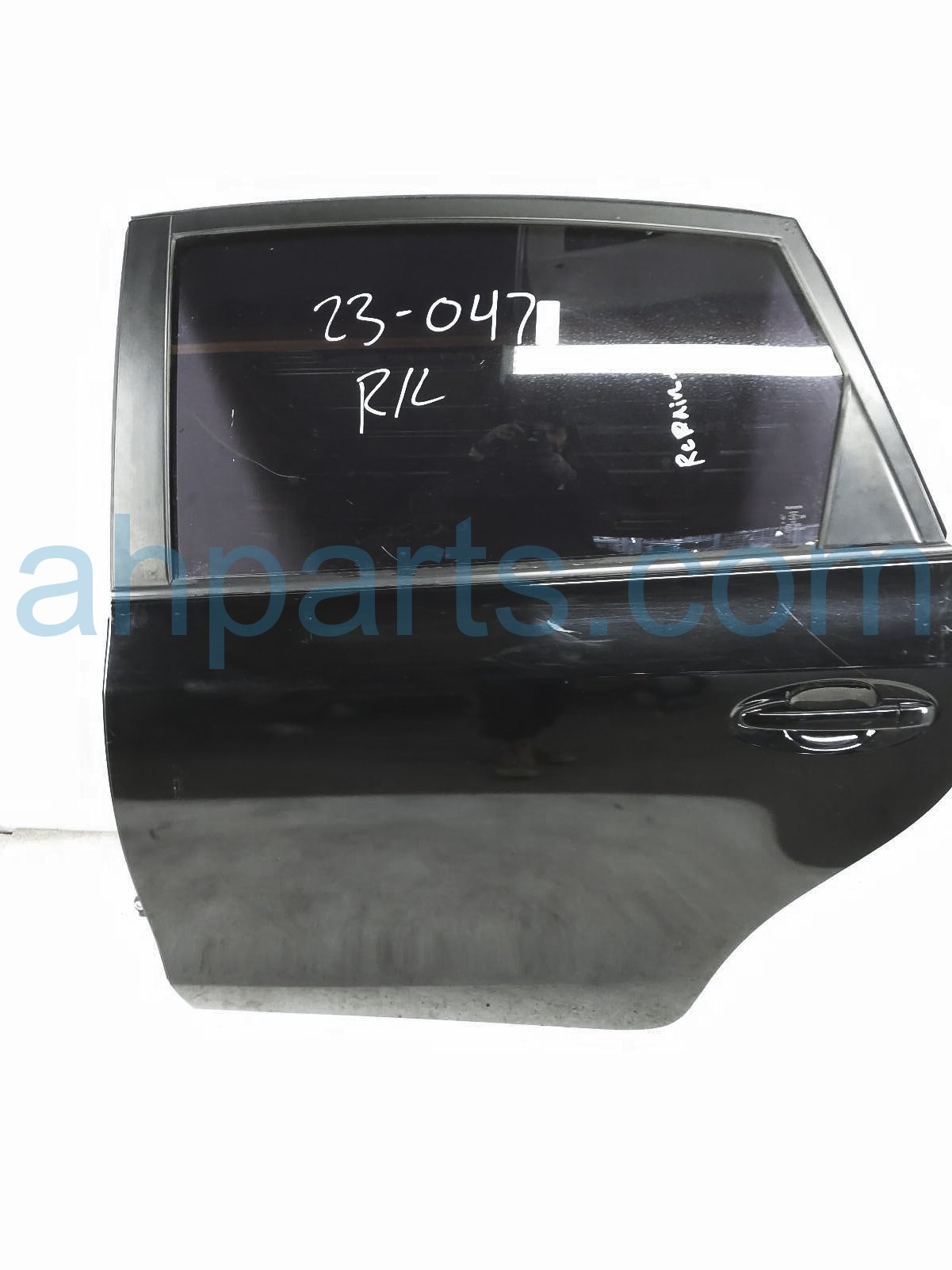 $299 Toyota RR/LH DOOR - BLACK - NIQ - REPAINT $299 Toyota RR/LH DOOR - BLACK - NIQ - REPAINT