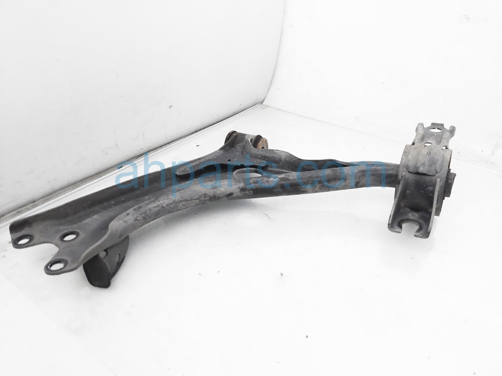 $99 Honda FR/RH LOWER CONTROL ARM $99 Honda FR/RH LOWER CONTROL ARM