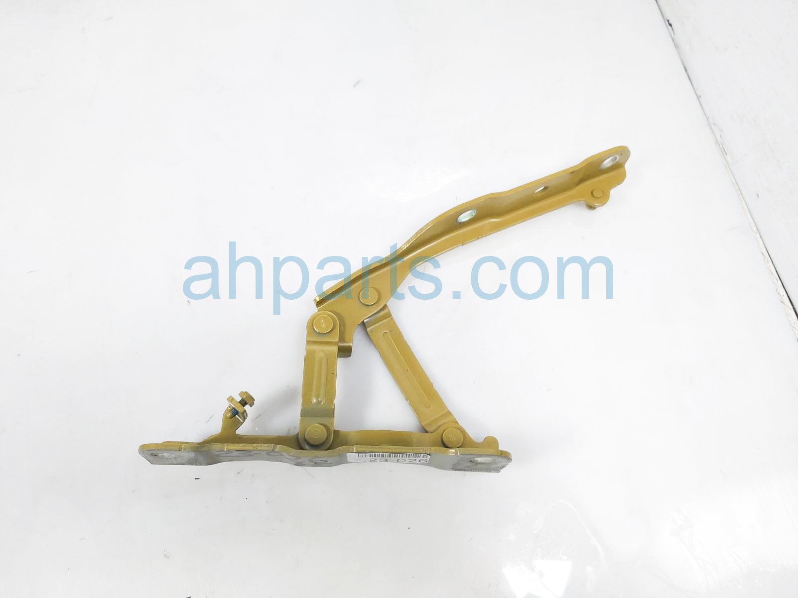 $75 Hyundai LH HOOD HINGE - GOLD $75 Hyundai LH HOOD HINGE - GOLD