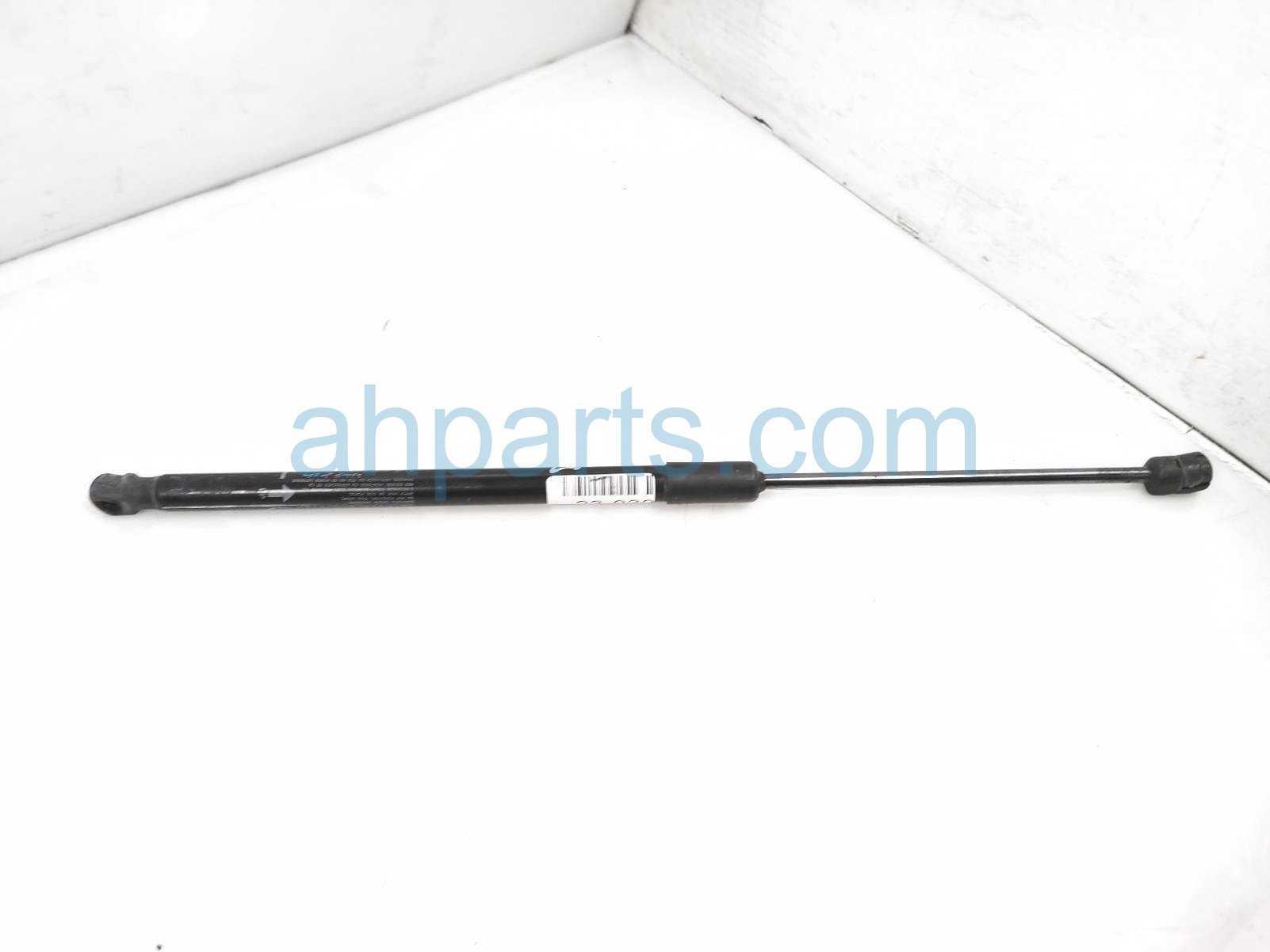 $19 Subaru LH HOOD STRUT / LIFT CYLINDER $19 Subaru LH HOOD STRUT / LIFT CYLINDER