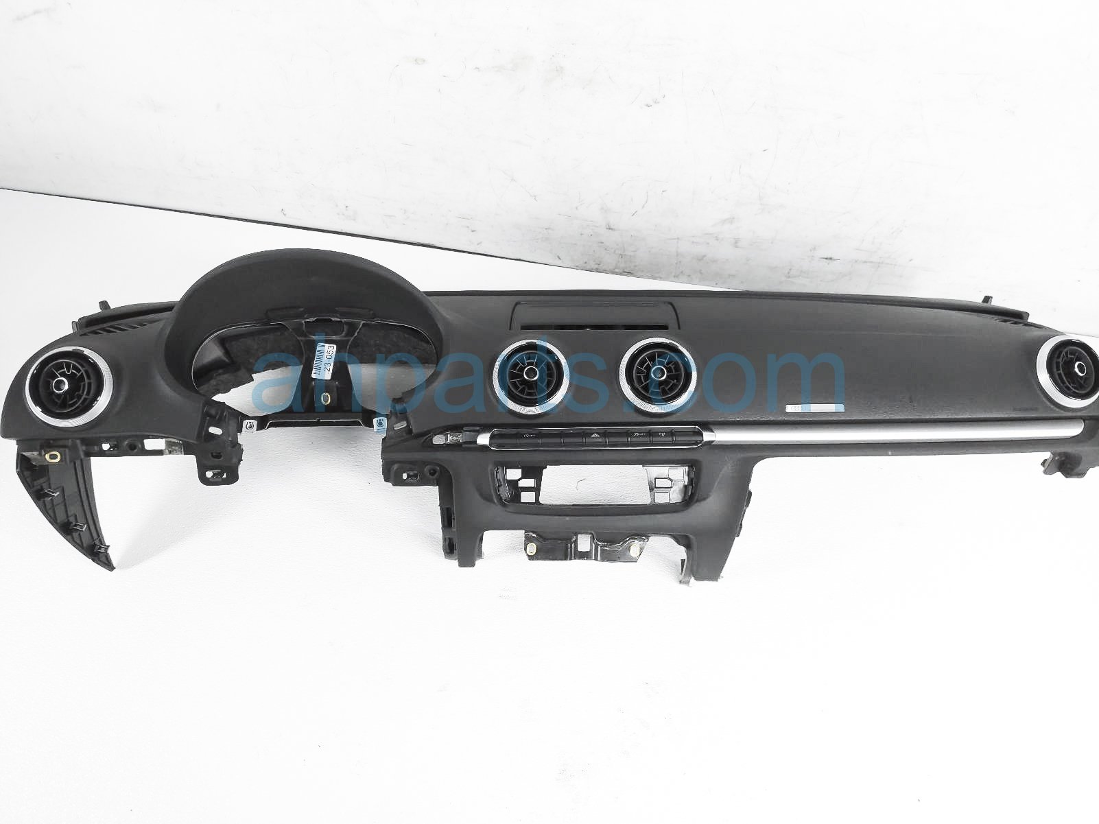 $399 Audi DASHBOARD W/ AIRBAG $399 Audi DASHBOARD W/ AIRBAG