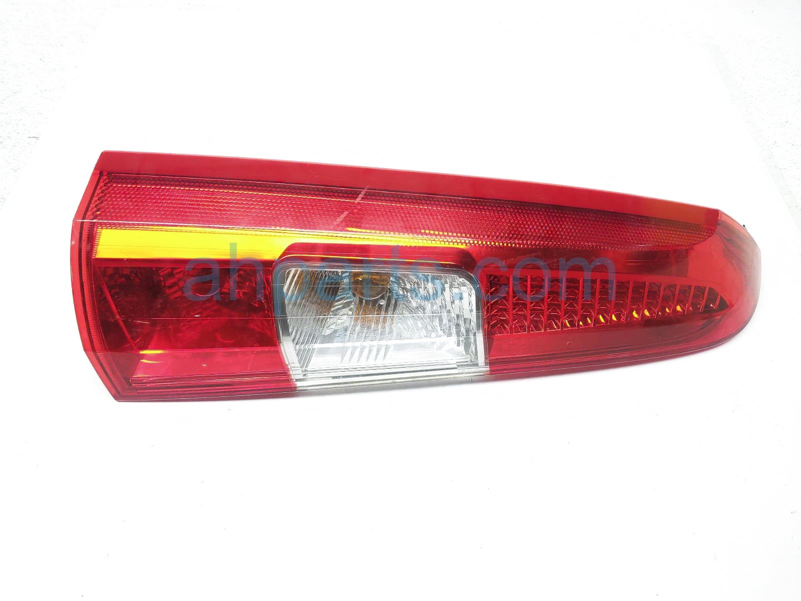 $50 Volvo LH UPPER TAIL LAMP (ON BODY) $50 Volvo LH UPPER TAIL LAMP (ON BODY)