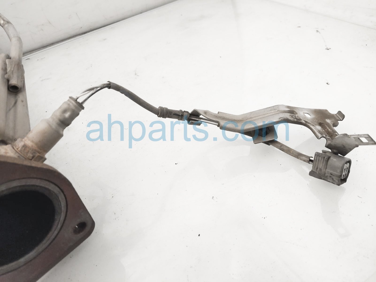 $29 Honda FRONT UPPER OXYGEN SENSOR $29 Honda FRONT UPPER OXYGEN SENSOR