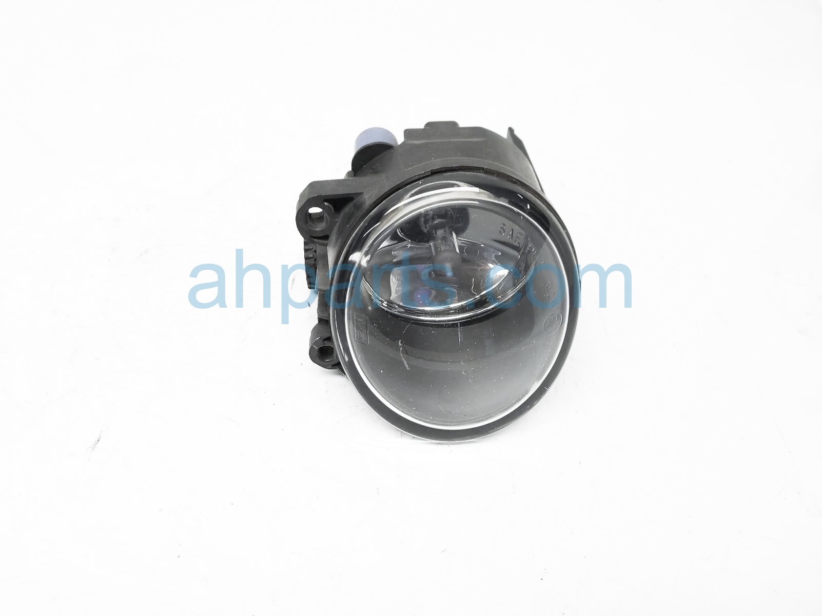 $40 BMW RH FOG LAMP / LIGHT $40 BMW RH FOG LAMP / LIGHT