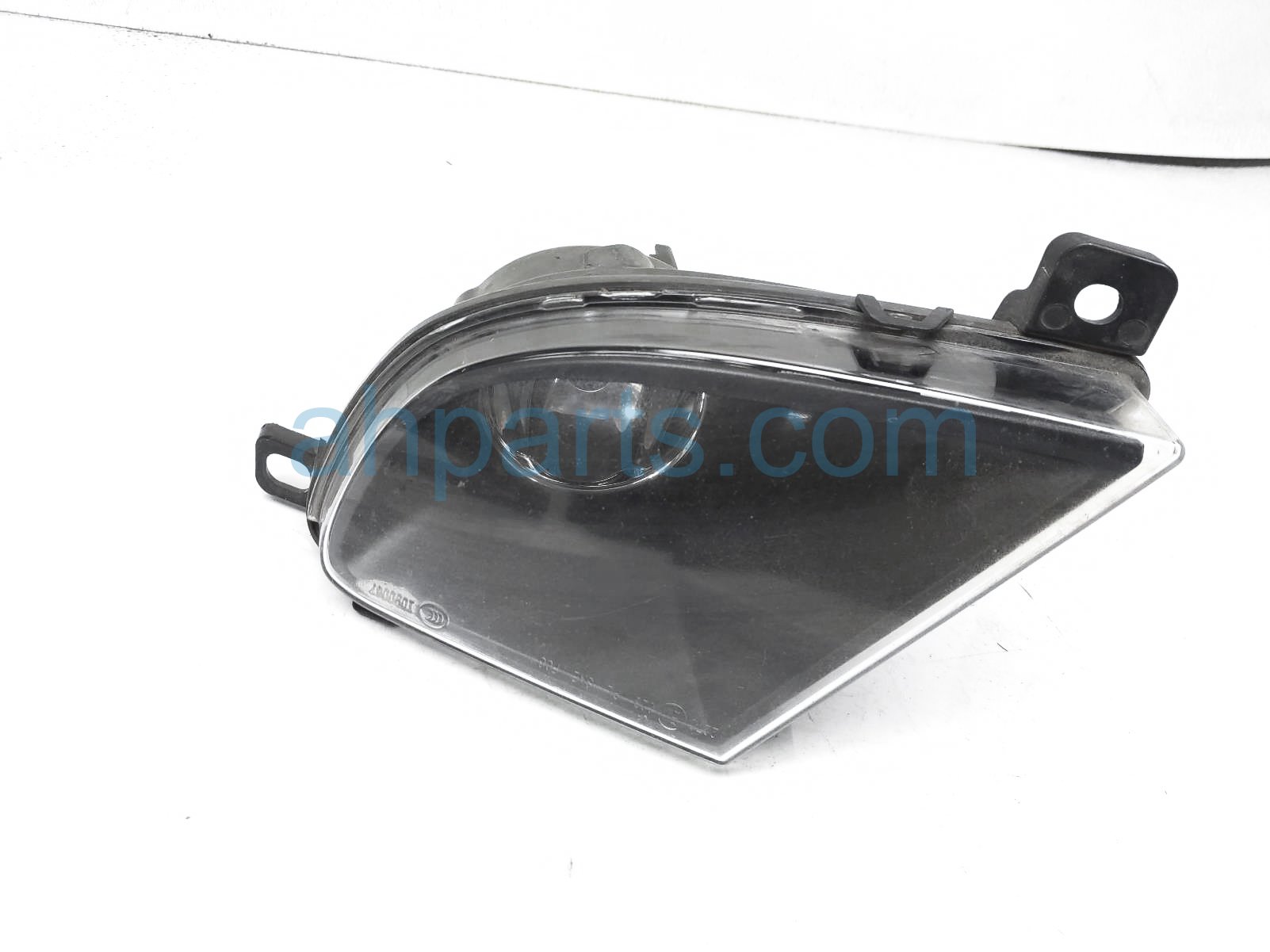$40 BMW LH FOG LIGHT / LAMP - NOTES $40 BMW LH FOG LIGHT / LAMP - NOTES