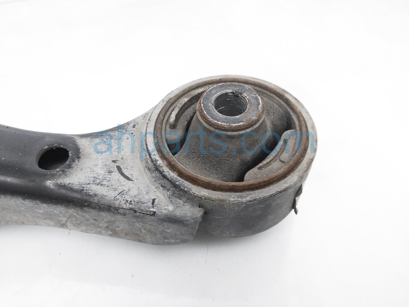 Sold 2015 Honda Civic Front Driver Lower Control Arm 51360-TR7-A51