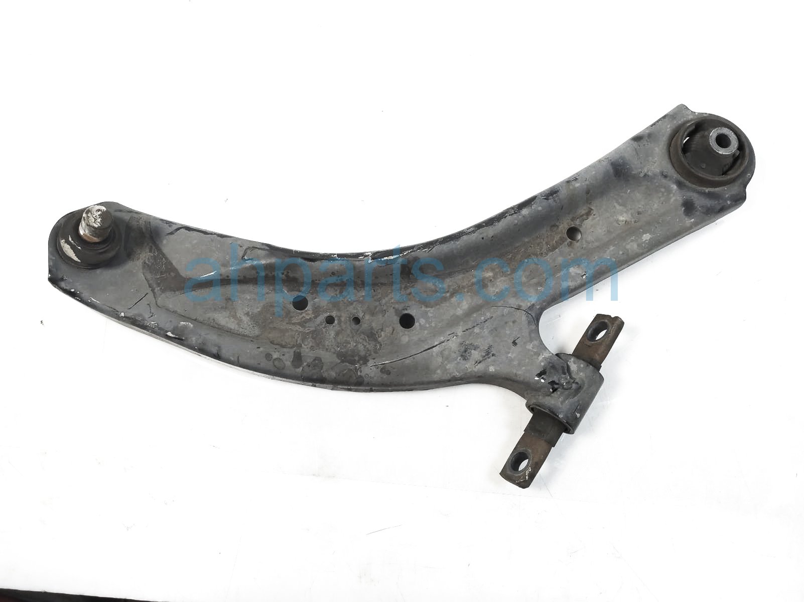 $100 Nissan FR/RH LOWER CONTROL ARM $100 Nissan FR/RH LOWER CONTROL ARM