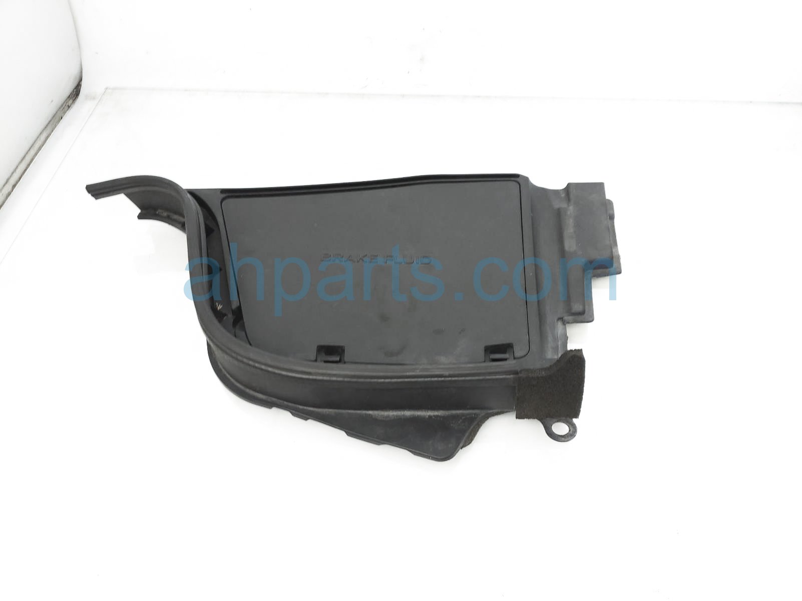 $15 Infiniti LH BRAKE FLUID ENGINE ROOM COVER $15 Infiniti LH BRAKE FLUID ENGINE ROOM COVER