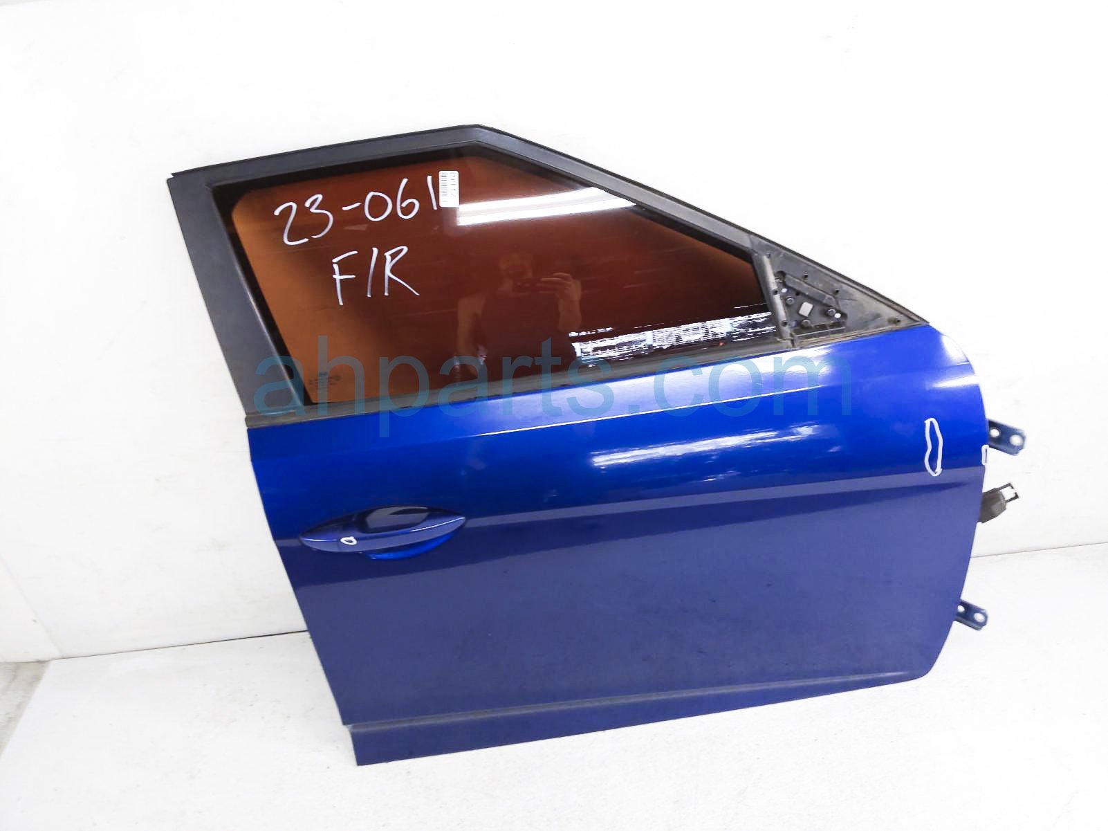 $249 Hyundai FR/RH DOOR - BLUE - NO MIRROR/TRIM $249 Hyundai FR/RH DOOR - BLUE - NO MIRROR/TRIM