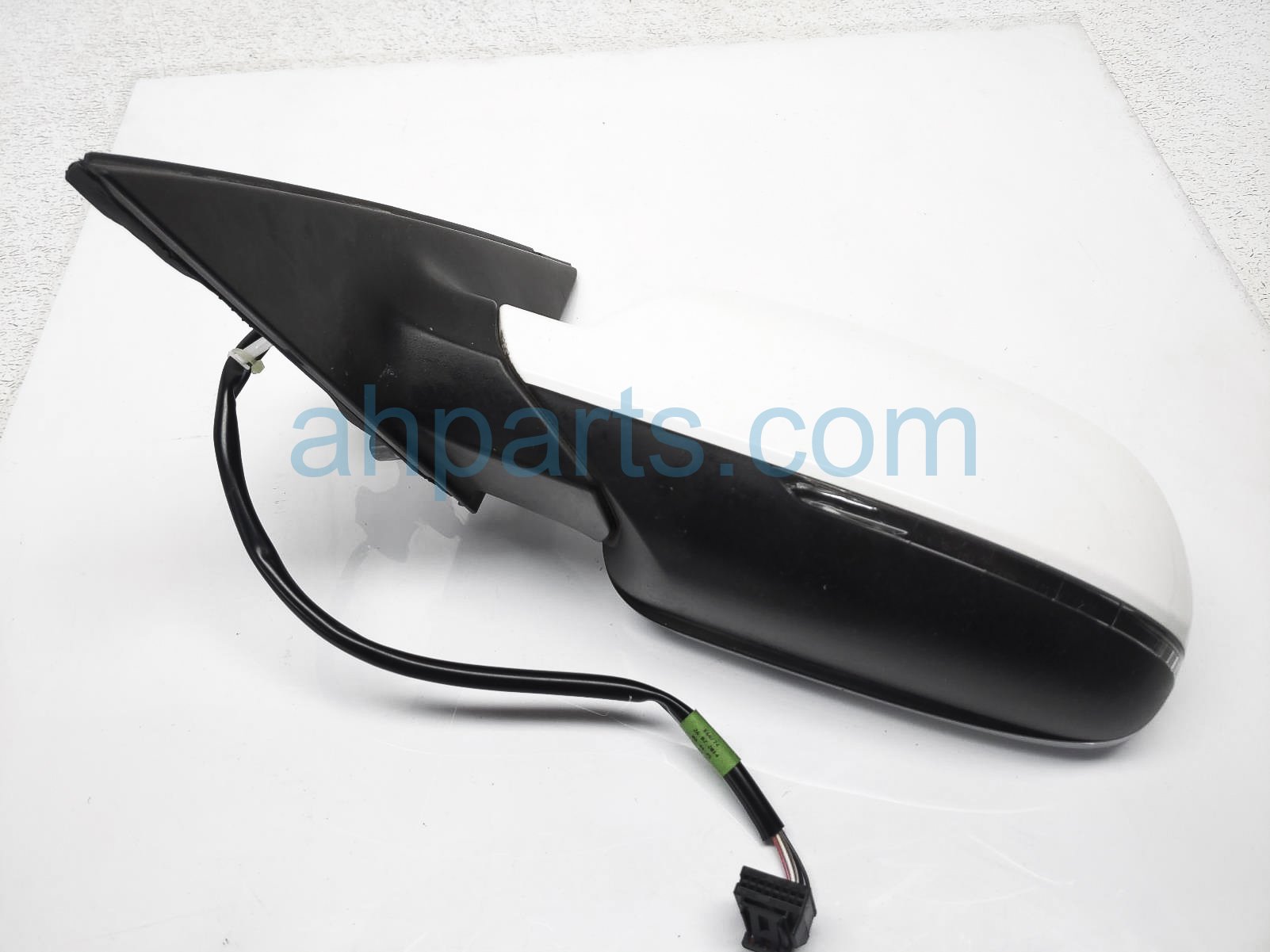 $99 Audi LH SIDE VIEW MIRROR - WHITE $99 Audi LH SIDE VIEW MIRROR - WHITE