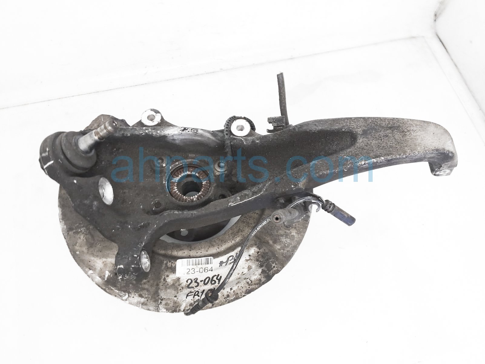 $99 BMW FR/LH SPINDLE KNUCKLE HUB $99 BMW FR/LH SPINDLE KNUCKLE HUB