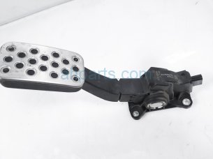 GAS / ACCELERATOR PEDAL ASSY - SI