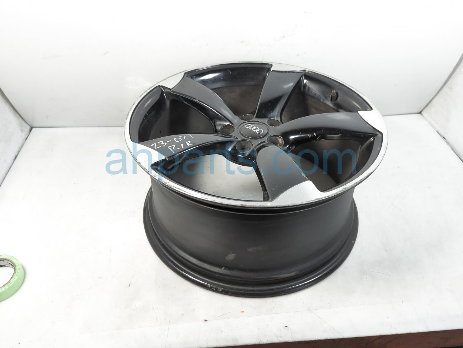 $150 Audi RR/RH WHEEL / RIM - CURB RASH $150 Audi RR/RH WHEEL / RIM - CURB RASH