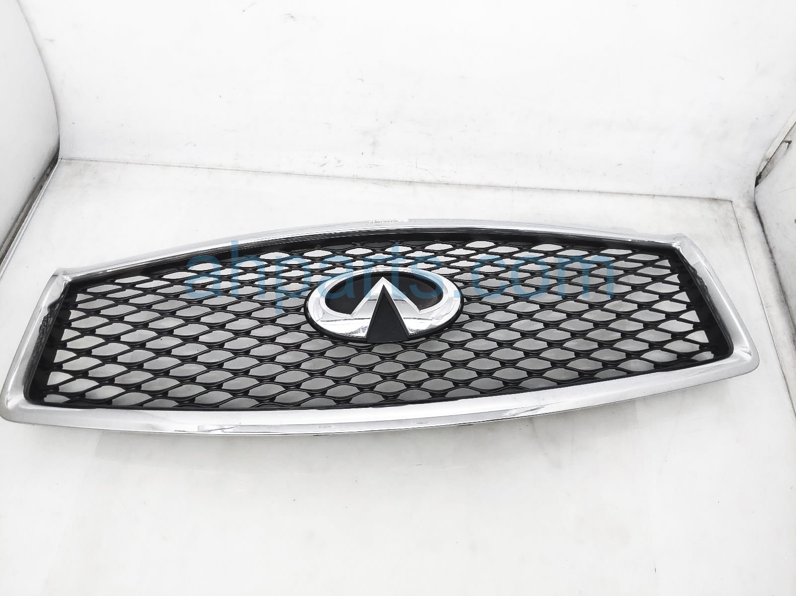 Sold 2017 Infiniti Q50 Front Upper Grille Chrome 62310 4HB0B Replacement Sold 2017 Infiniti Q50 Front Upper Grille Chrome 62310 4HB0B Replacement thumbnail