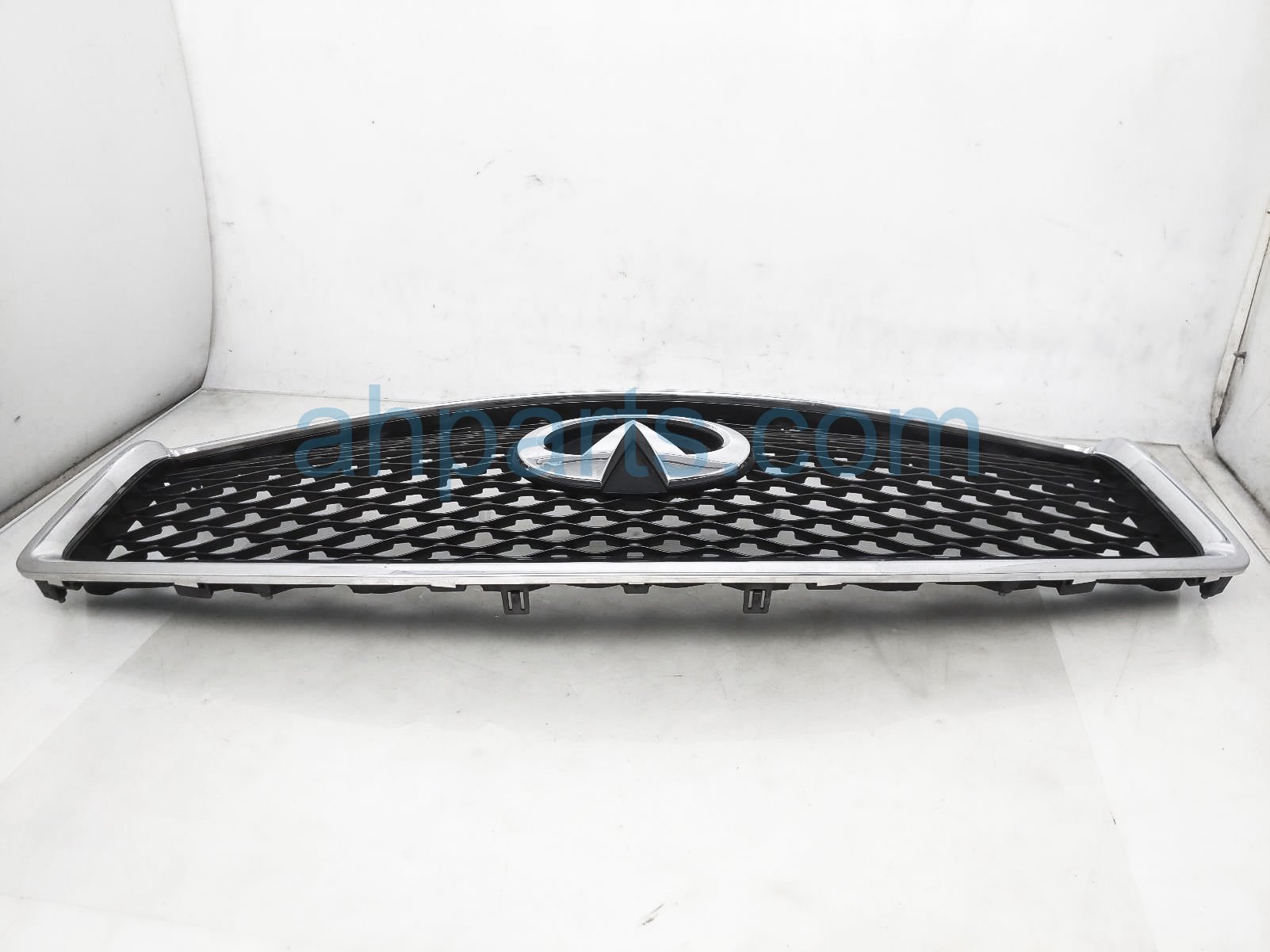 Sold 2017 Infiniti Q50 Front Upper Grille Chrome 62310 4HB0B Replacement Sold 2017 Infiniti Q50 Front Upper Grille Chrome 62310 4HB0B Replacement thumbnail