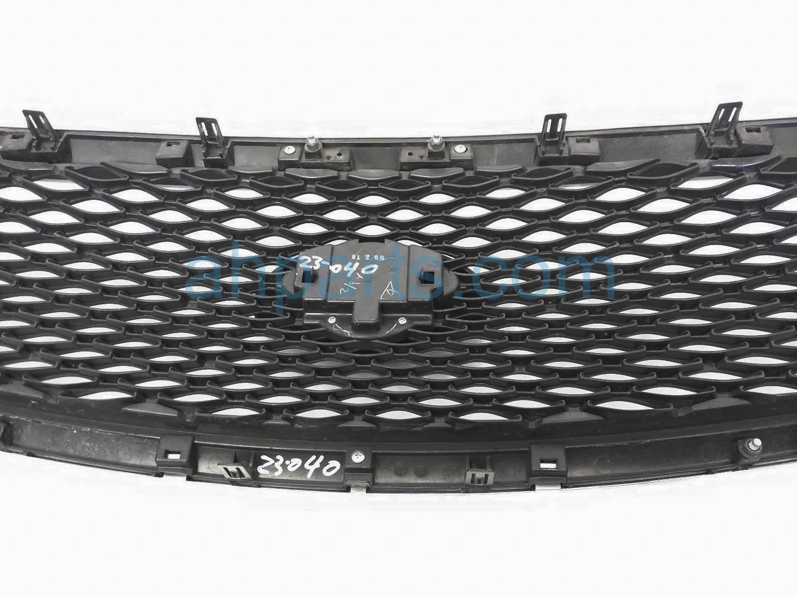 Sold 2017 Infiniti Q50 Front Upper Grille Chrome 62310 4HB0B Replacement Sold 2017 Infiniti Q50 Front Upper Grille Chrome 62310 4HB0B Replacement thumbnail