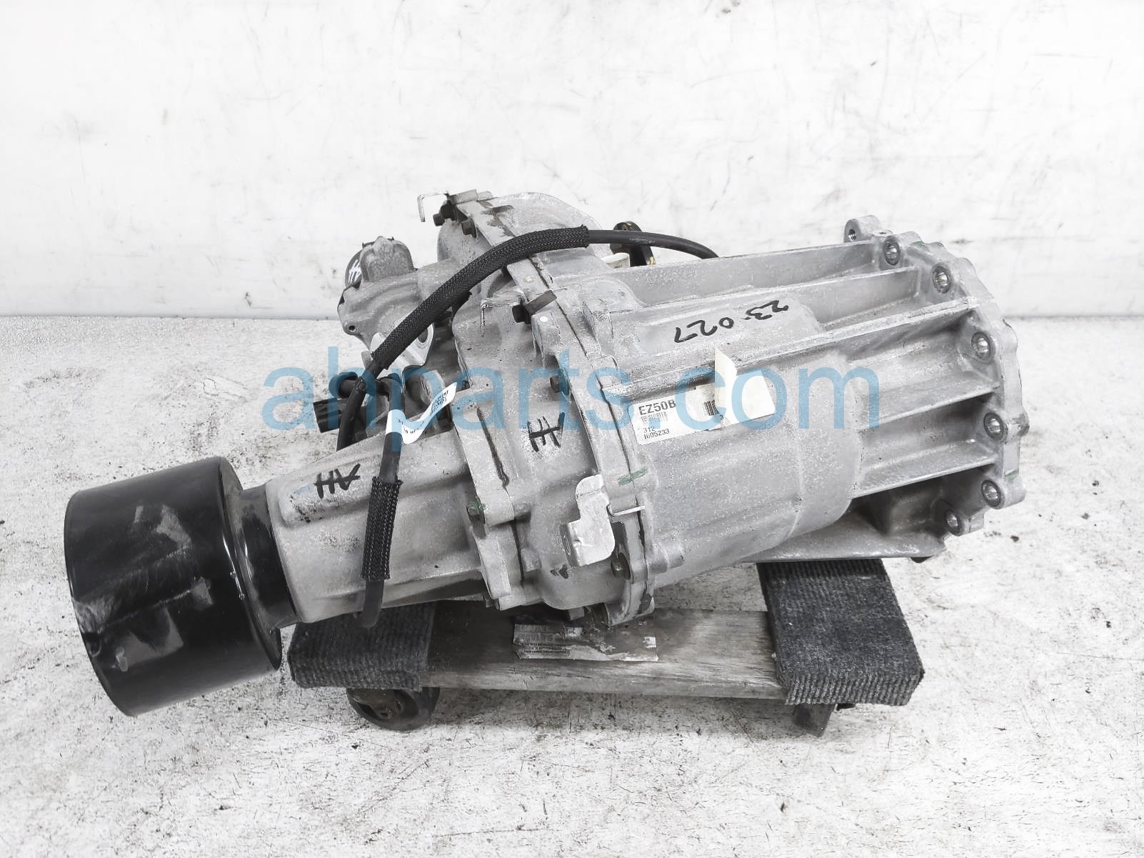 $700 Nissan TRANSFER CASE ASSY $700 Nissan TRANSFER CASE ASSY