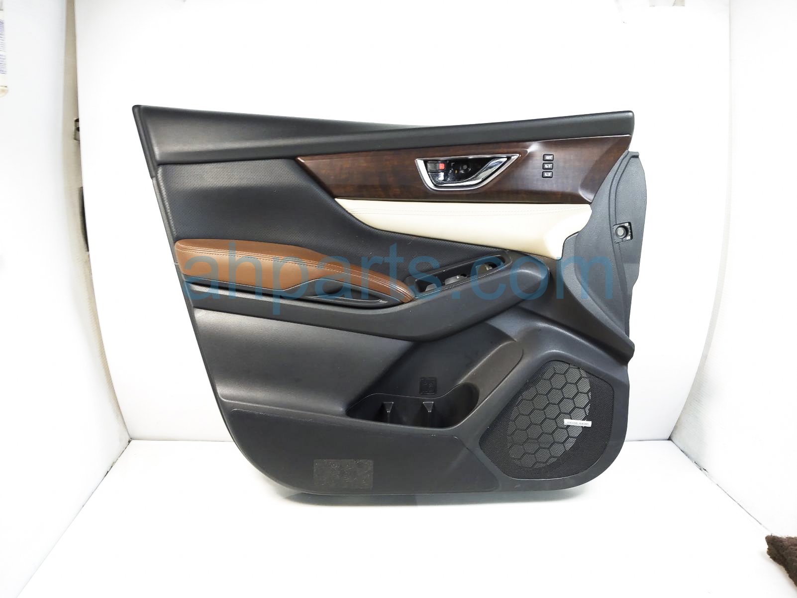 $99 Subaru FR/LH INTERIOR DOOR PANEL - BROWN* $99 Subaru FR/LH INTERIOR DOOR PANEL - BROWN*