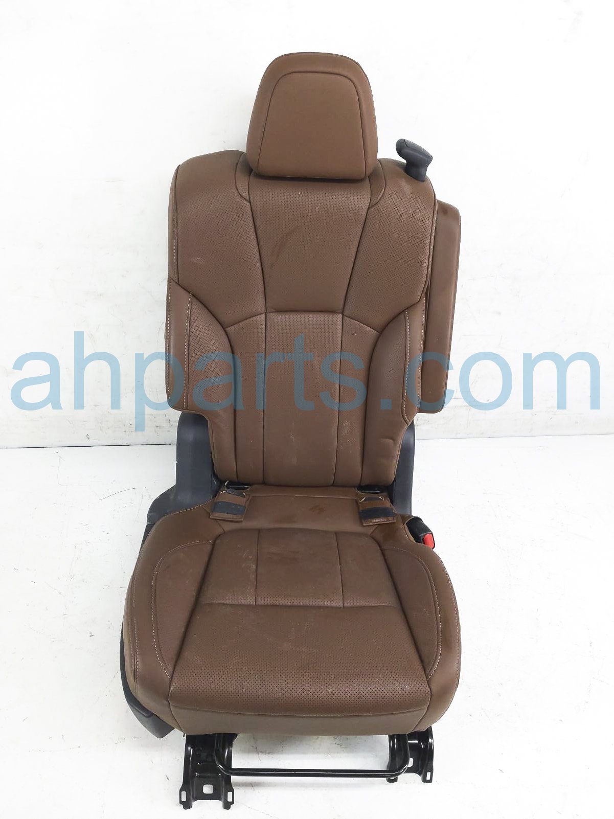 $199 Subaru 2ND ROW RH SEAT - BROWN LEATHER $199 Subaru 2ND ROW RH SEAT - BROWN LEATHER
