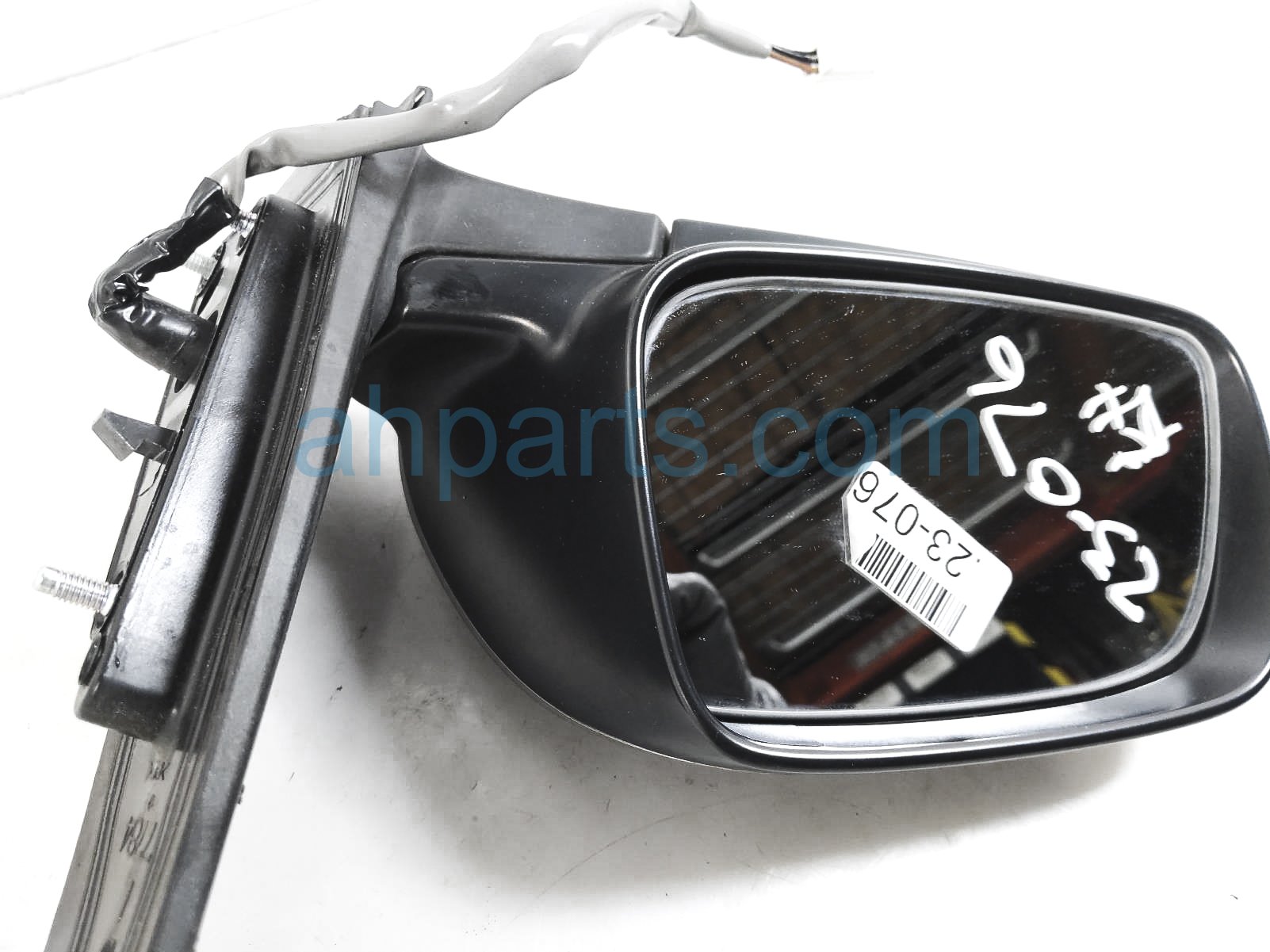 Sold 2007 Toyota Prius Rear Driver Side View Mirror Gold 87940 47101 Replacement Sold 2007 Toyota Prius Rear Driver Side View Mirror Gold 87940 47101 Replacement thumbnail
