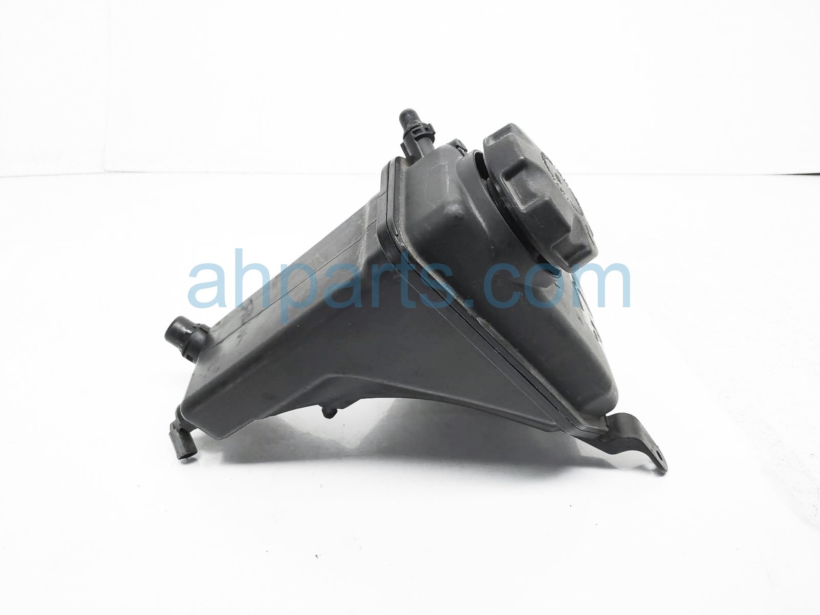 $35 BMW COOLANT OVERFLOW RESERVOIR TANK $35 BMW COOLANT OVERFLOW RESERVOIR TANK