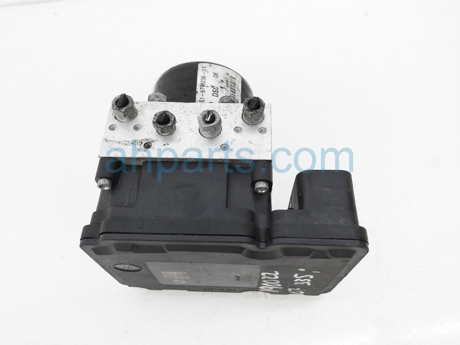 Sold Bmw I Anti Lock Brake Abs Vsa Pump Modulator