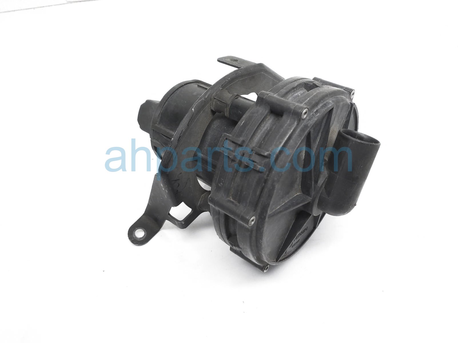 $65 BMW SECONDARY AIR PUMP $65 BMW SECONDARY AIR PUMP