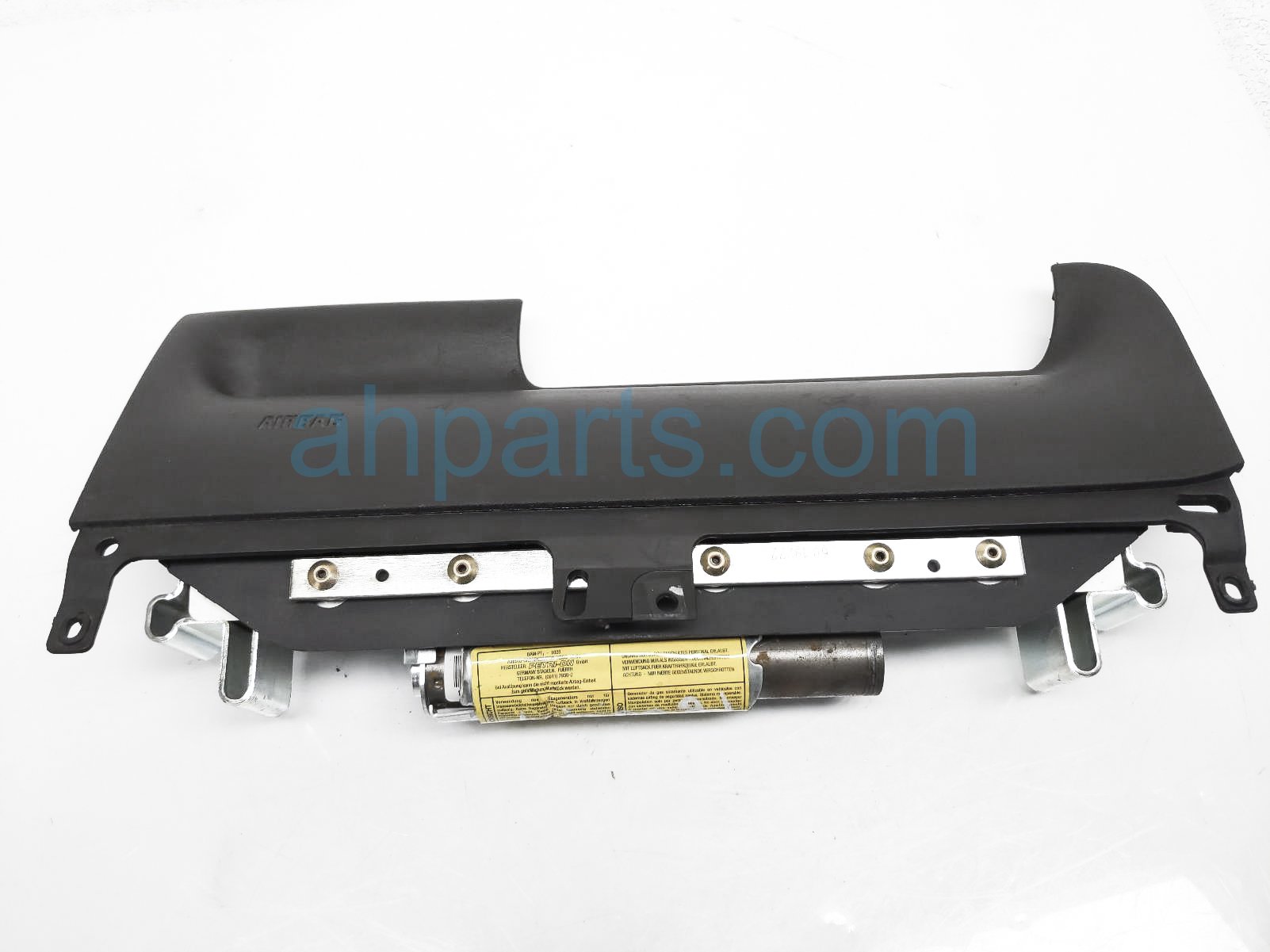 $80 BMW PASSENGER KNEE AIRBAG - BLACK $80 BMW PASSENGER KNEE AIRBAG - BLACK