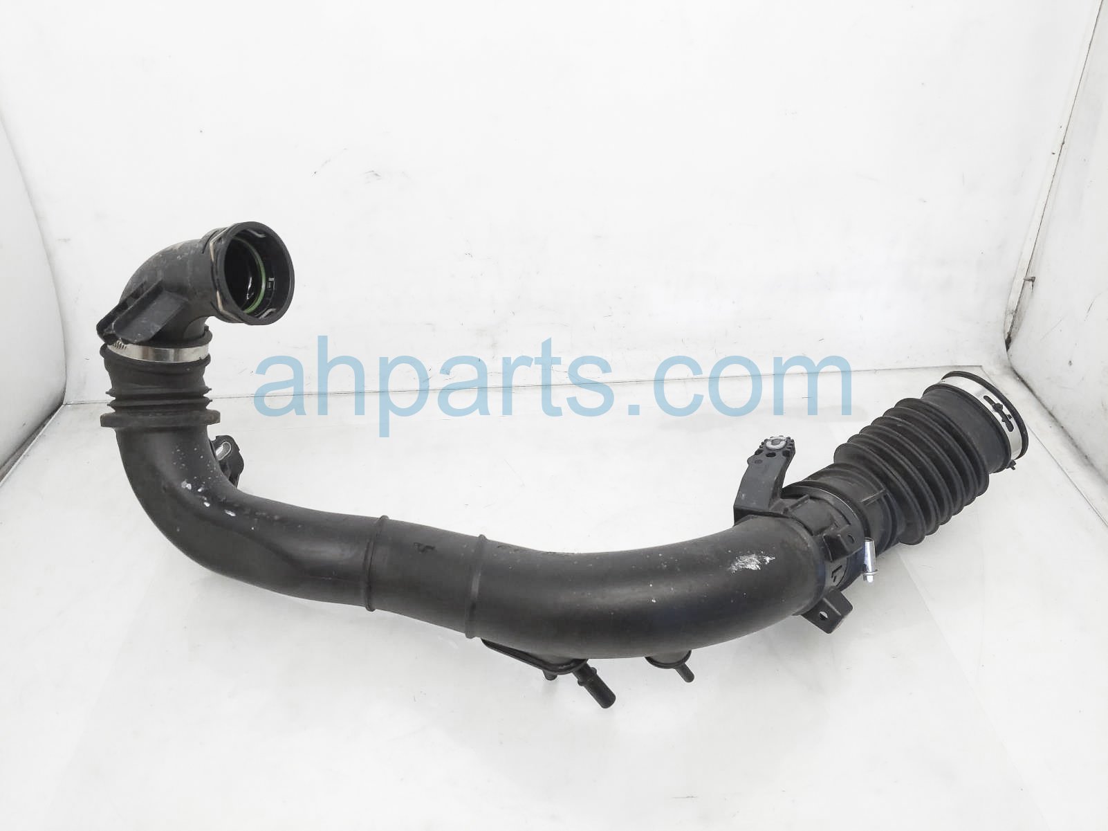 $75 Ford AIR INTAKE INLET TUBE ASSY $75 Ford AIR INTAKE INLET TUBE ASSY