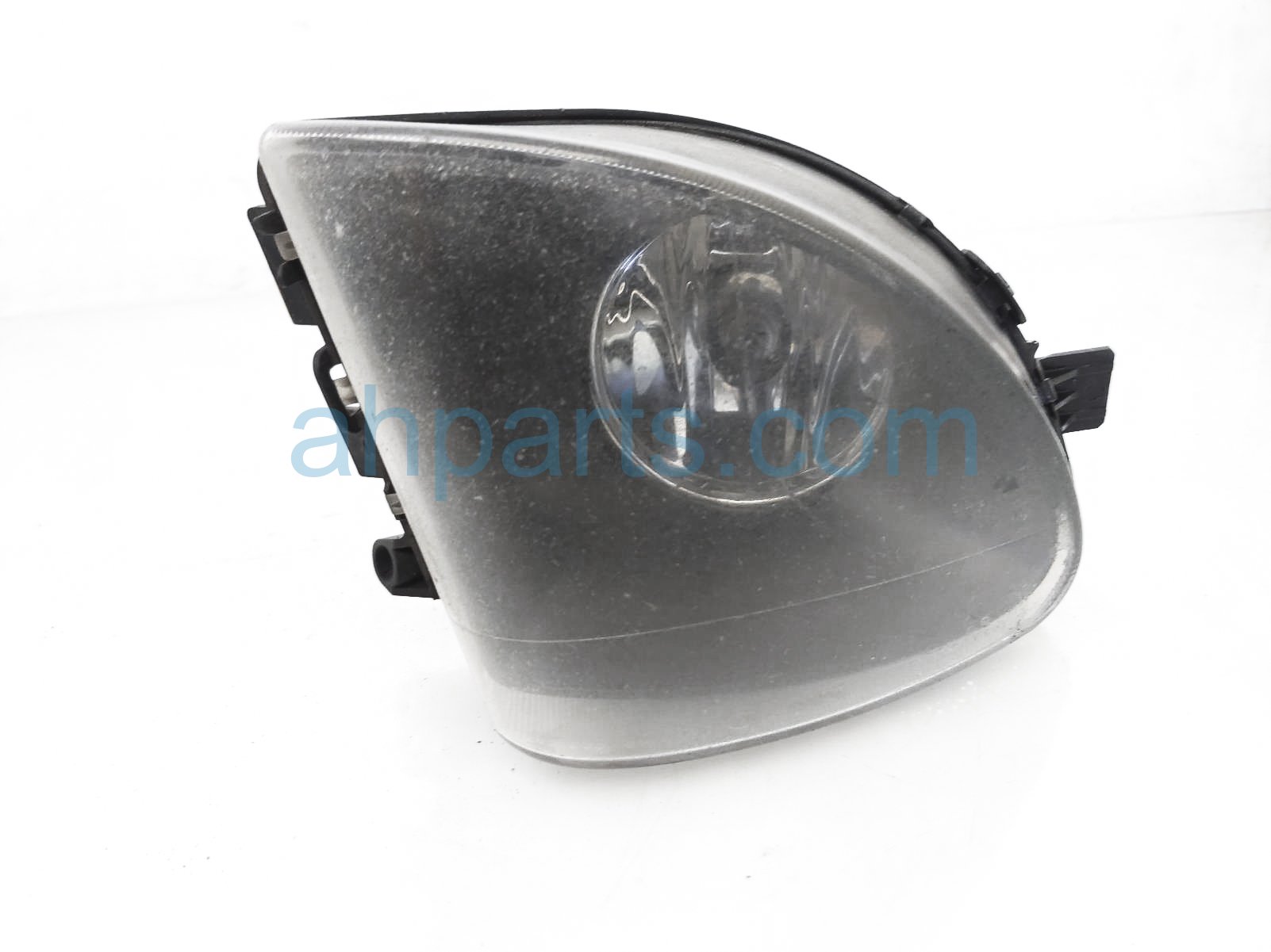 $40 BMW RH FOG LIGHT / LAMP - NOTES $40 BMW RH FOG LIGHT / LAMP - NOTES