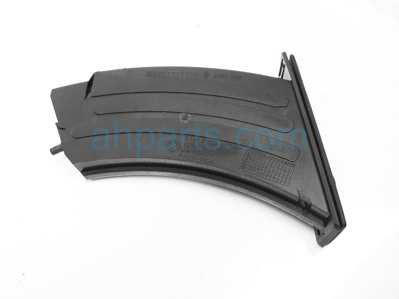 $19 BMW LH DRIVER CUP HOLDER ASSY $19 BMW LH DRIVER CUP HOLDER ASSY