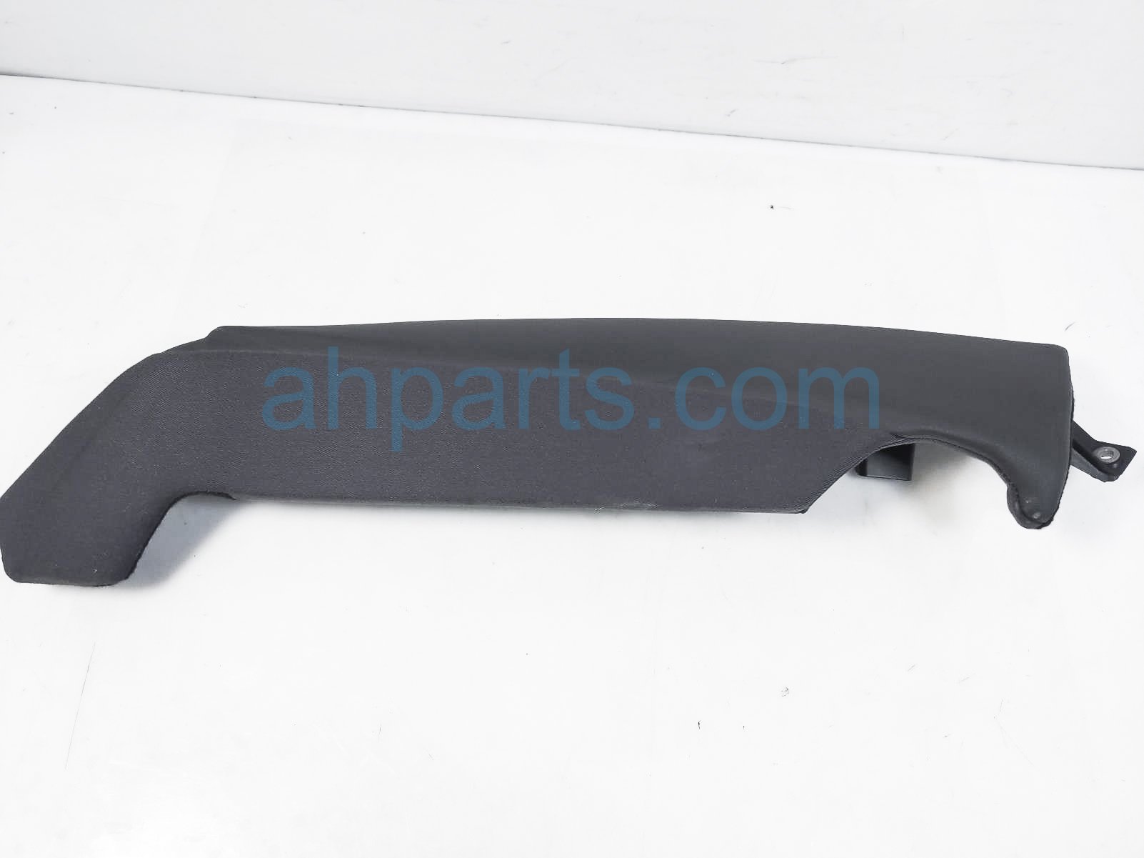 $40 Audi RR/LH SHOULDER SEAT CUSHION - BLACK $40 Audi RR/LH SHOULDER SEAT CUSHION - BLACK