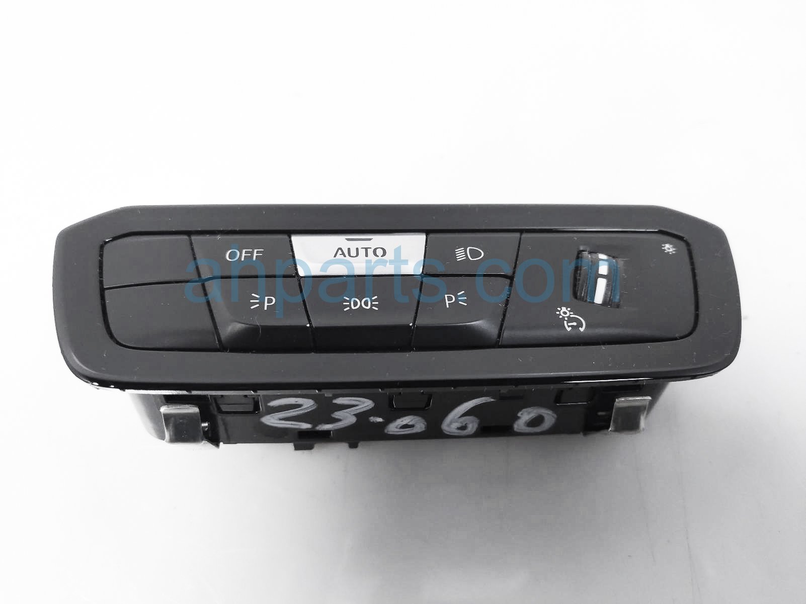 $65 Toyota HEAD LAMP / LIGHT SWITCH ASSY $65 Toyota HEAD LAMP / LIGHT SWITCH ASSY