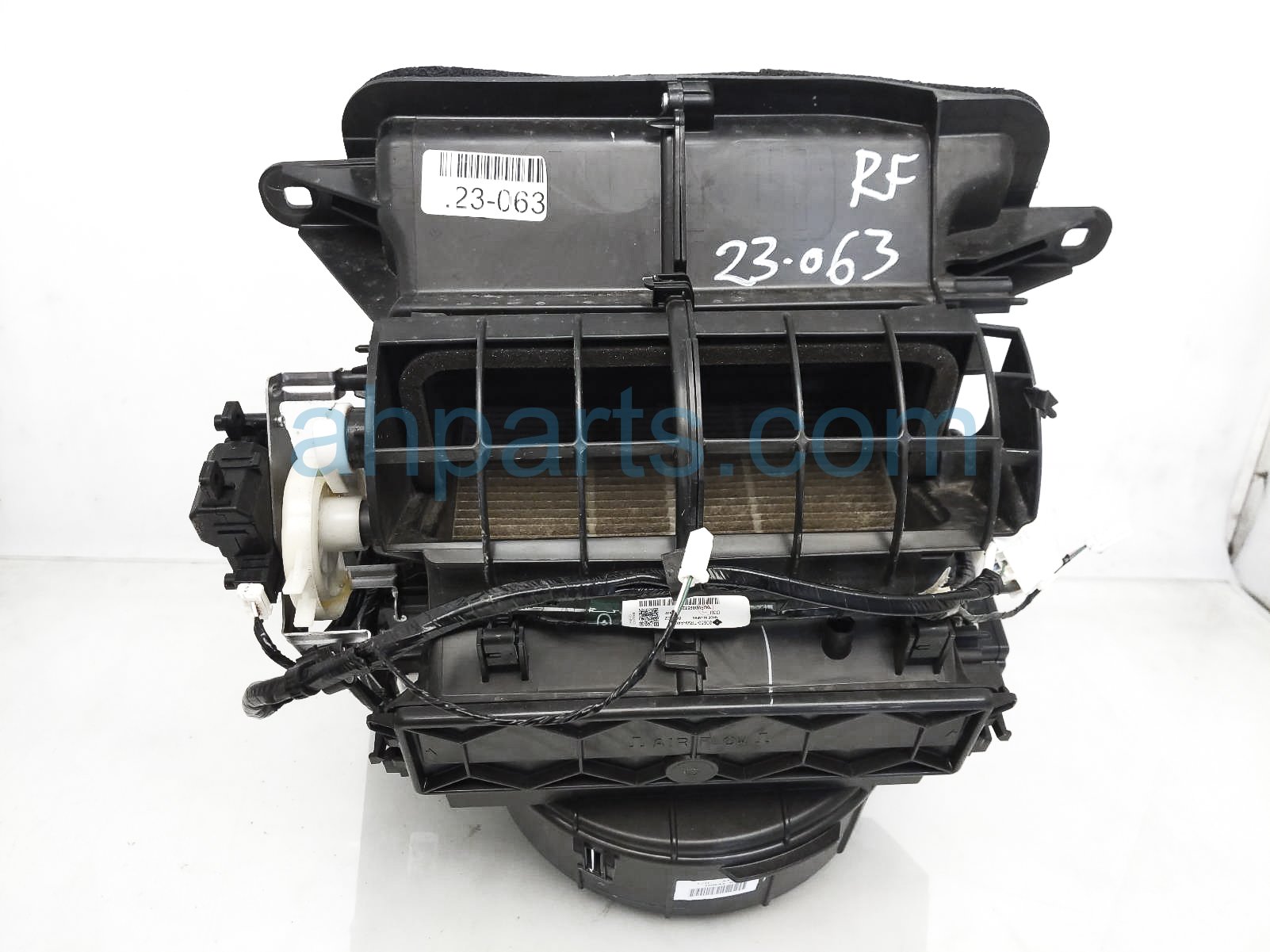 $74 Honda BLOWER MOTOR W/ CASE ASSY $74 Honda BLOWER MOTOR W/ CASE ASSY