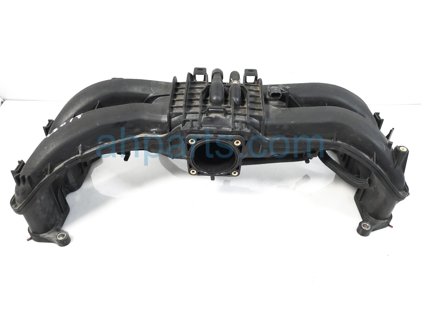 $70 Subaru INTAKE MANIFOLD $70 Subaru INTAKE MANIFOLD