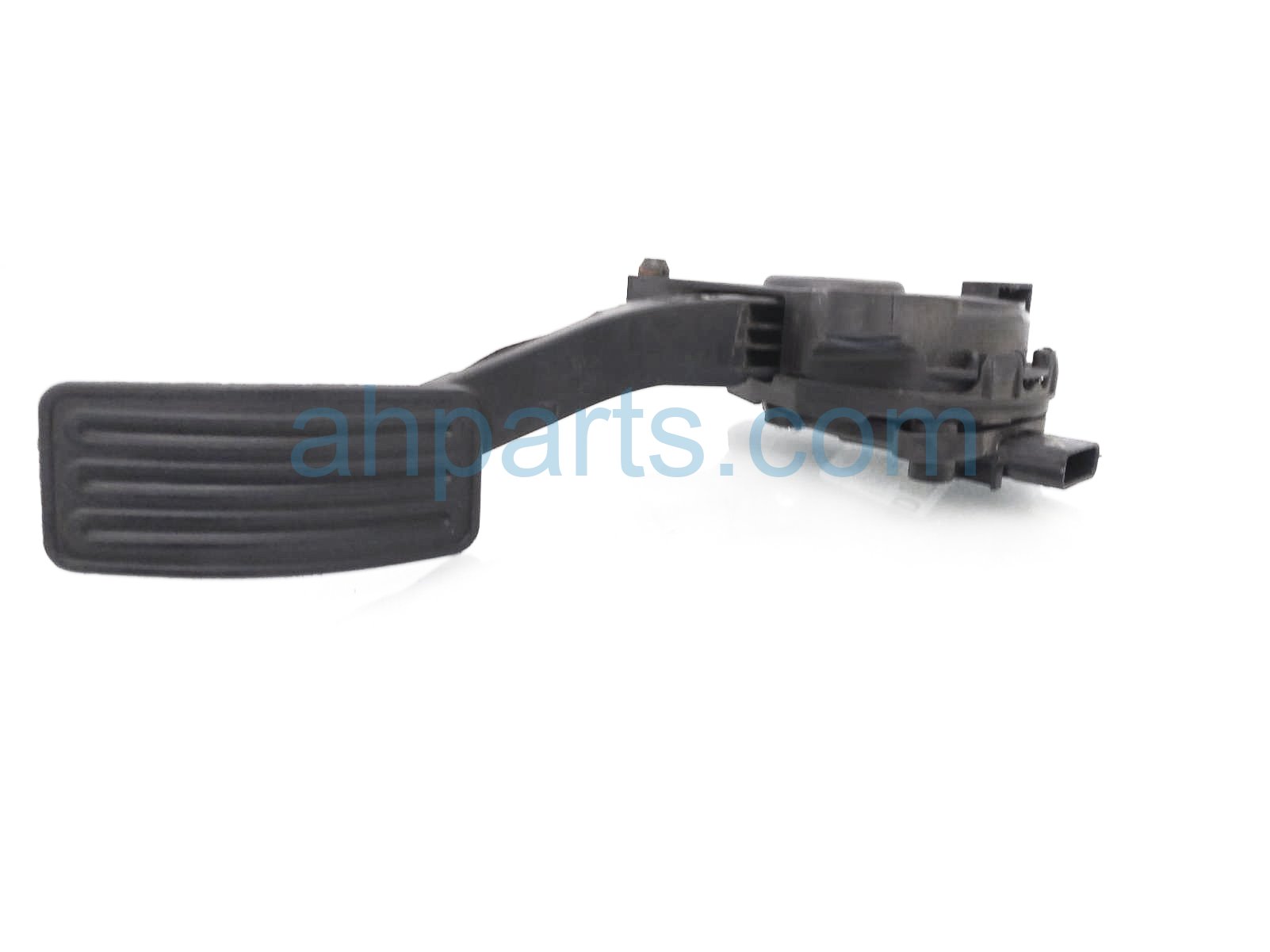 $25 Nissan GAS / ACCELERATOR PEDAL ASSY $25 Nissan GAS / ACCELERATOR PEDAL ASSY