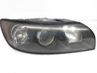 $100 Volvo RH HEAD LAMP / LIGHT - NIQ $100 Volvo RH HEAD LAMP / LIGHT - NIQ