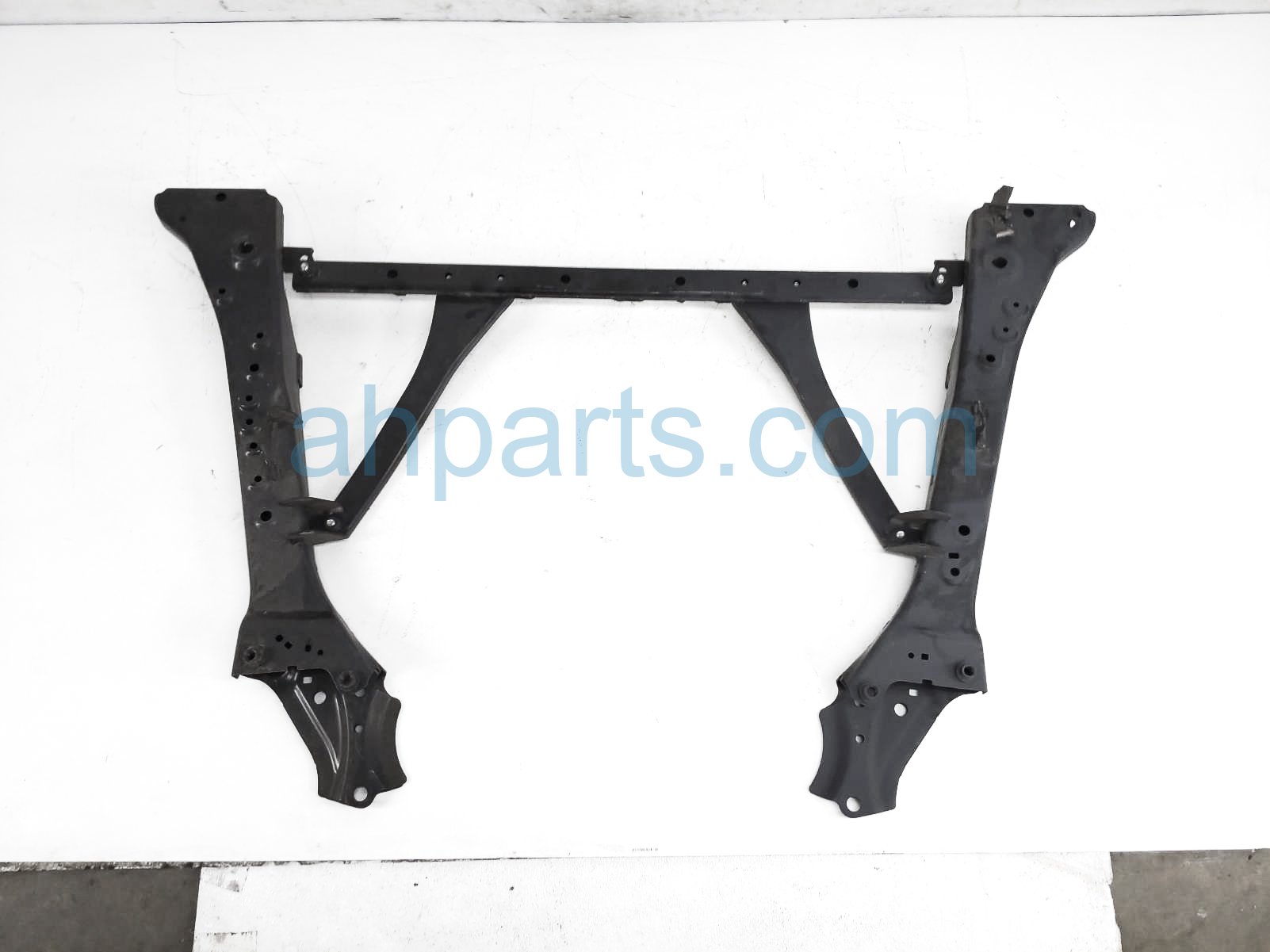 $275 Honda FRONT SUB FRAME / CRADLE - NOTES $275 Honda FRONT SUB FRAME / CRADLE - NOTES