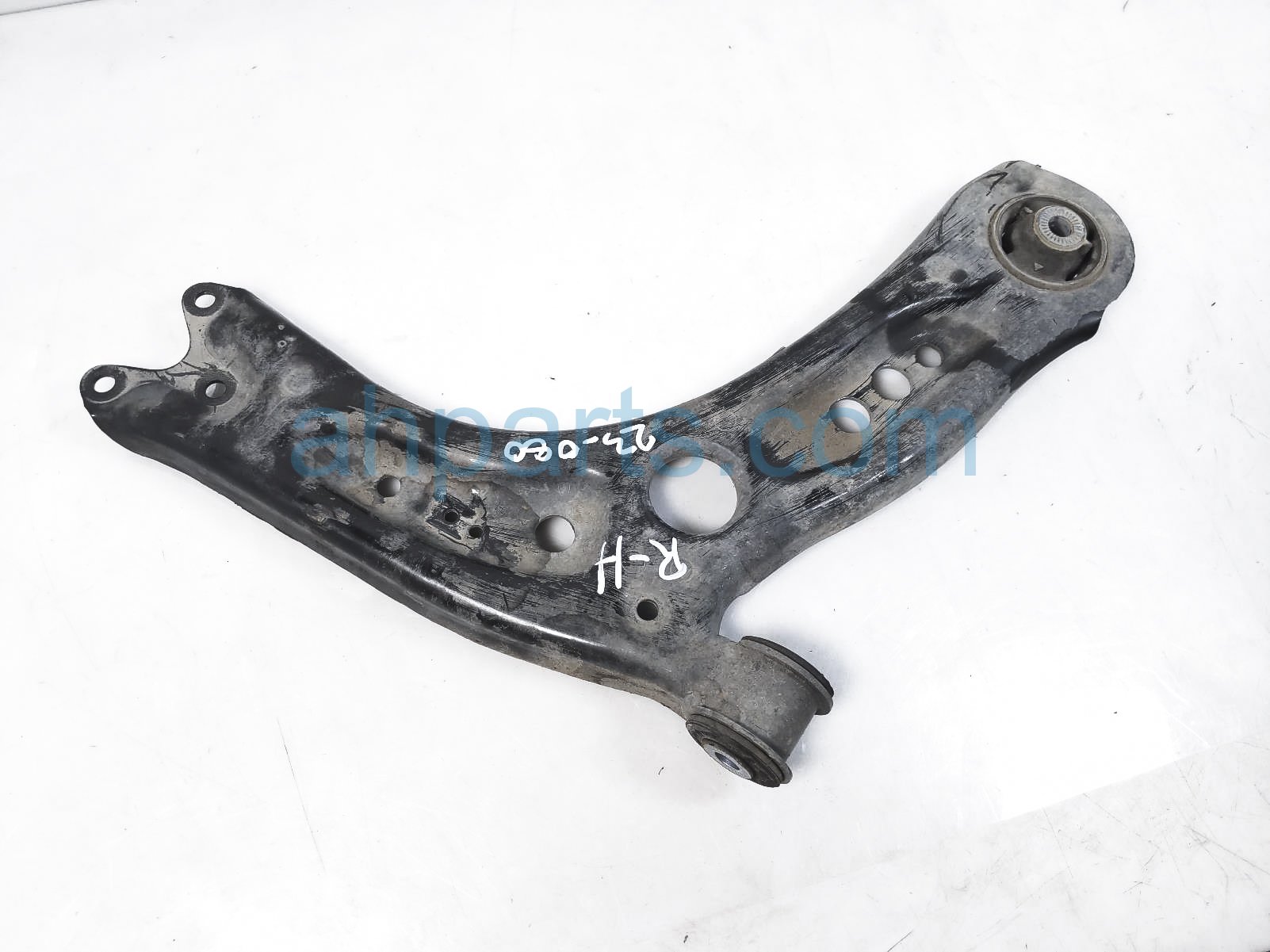 $140 Volkswagen FR/RH LOWER CONTROL ARM $140 Volkswagen FR/RH LOWER CONTROL ARM